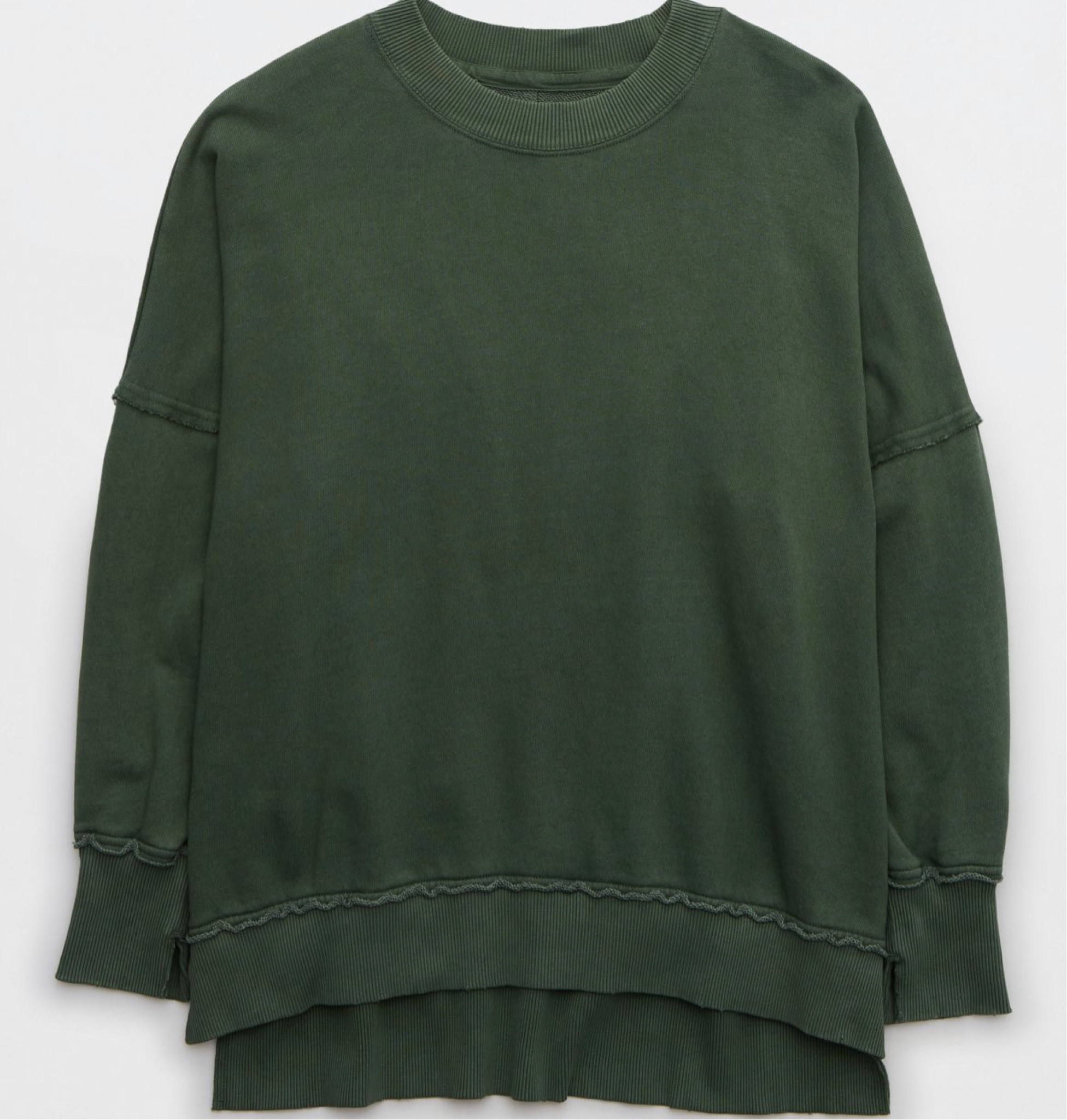 Oversized Sweatshirt. I wear a small 

#LTKunder50 #LTKbump #LTKSeasonal