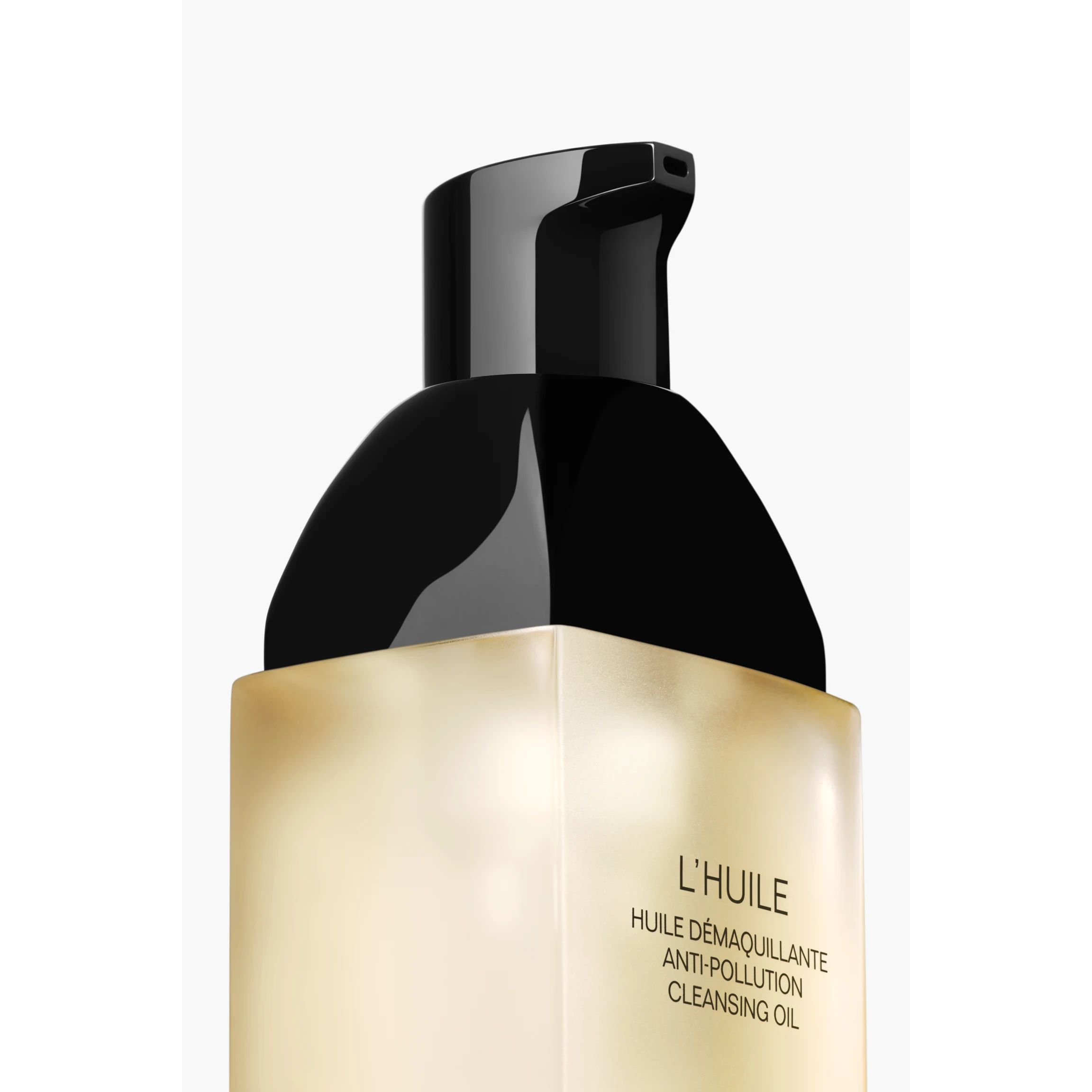 L’HUILE Anti-Pollution Cleansing Oil | CHANEL | Chanel, Inc. (US)