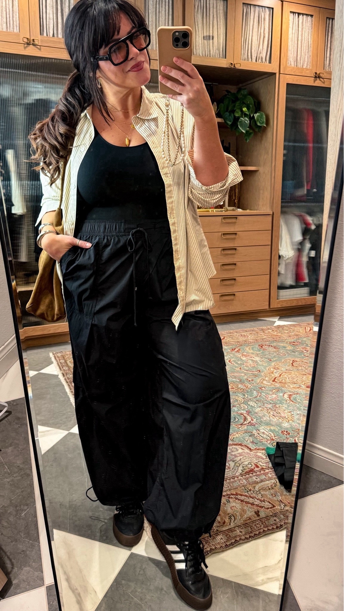 Casual and comfy midsize fall transition errands outfit Xl in the cargo pants Xl smoothing tank Xl button down

#LTKSeasonal #LTKStyleTip #LTKMidsize