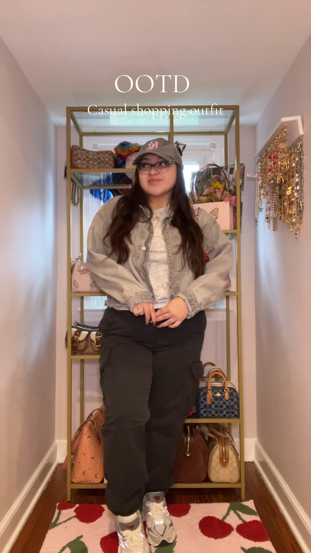 Casual shopping OOTD 

Jacket- size M 
Shirt- size L
Pants- size 12 
Shoes- size 8 

#LTKootd #LTKMidsize #LTKPetite