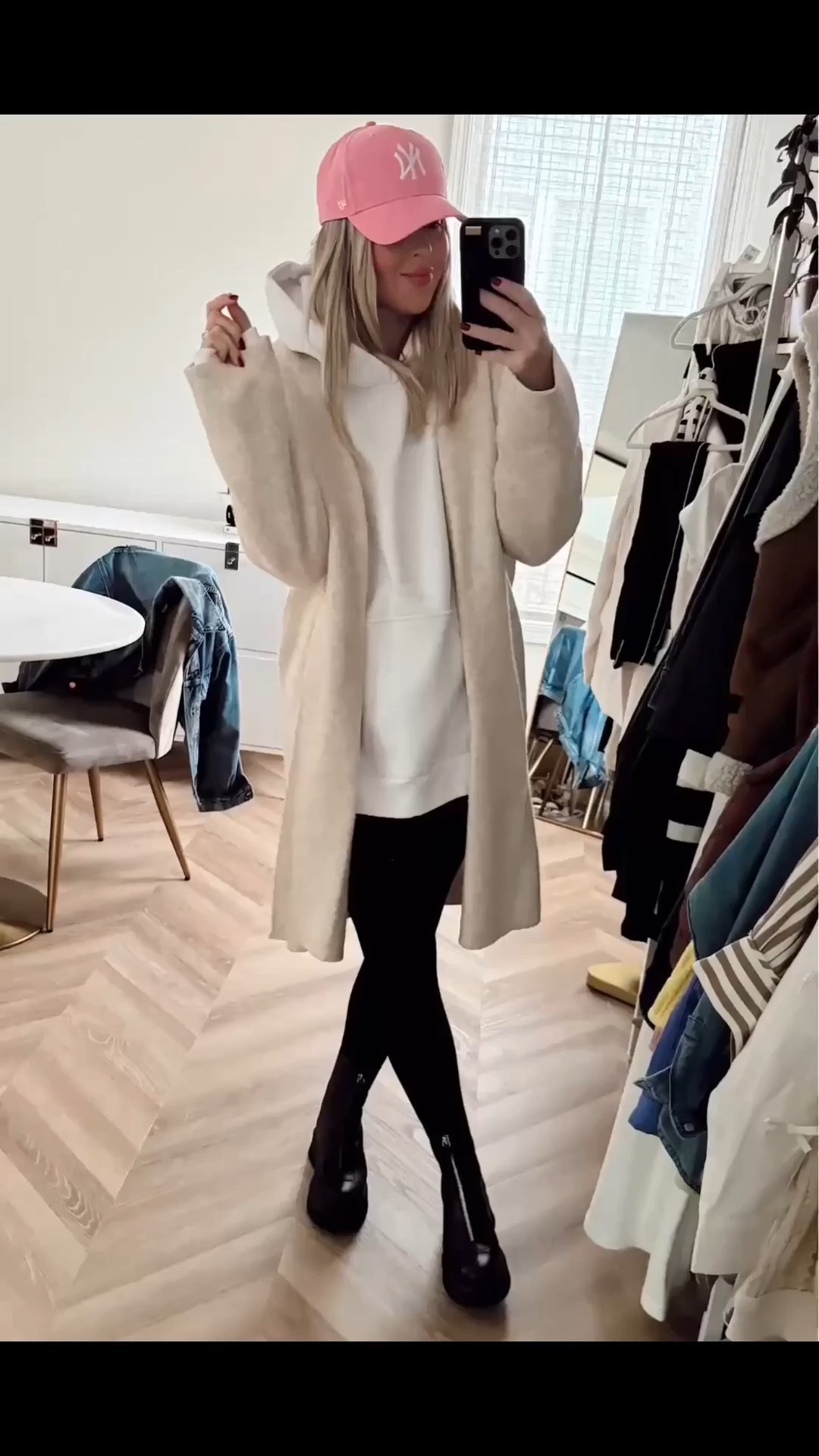 Chic but cozy winter look! Sweatshirt I’m wearing an XL. 

Winter outfit. Boots. Jacket. Hoodie. Amazon find. Hat. 


#LTKmomlife #LTKActive #LTKootd