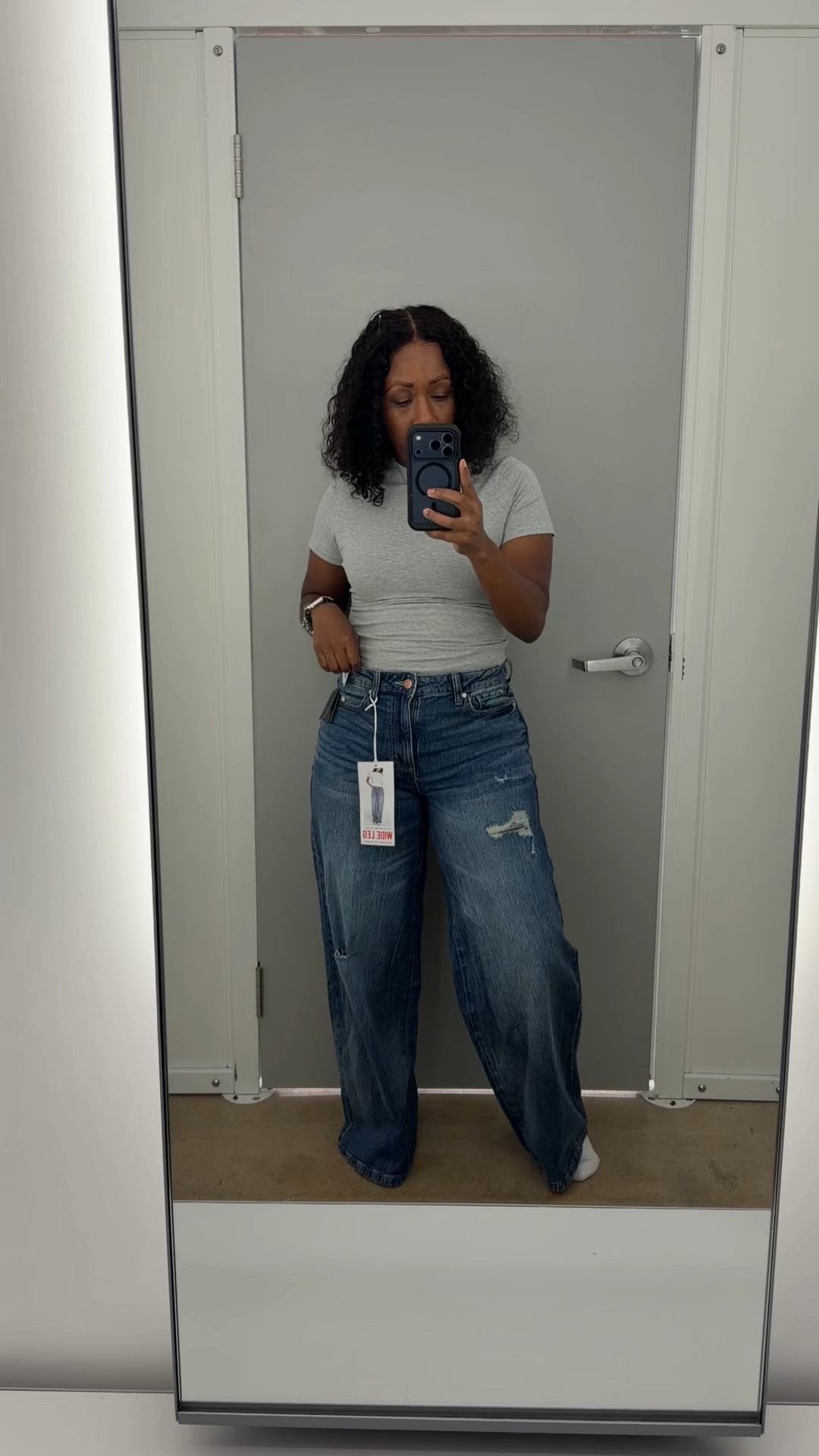 Wide leg jeans

#LTKootd #LTKOver40 #LTKPetite
