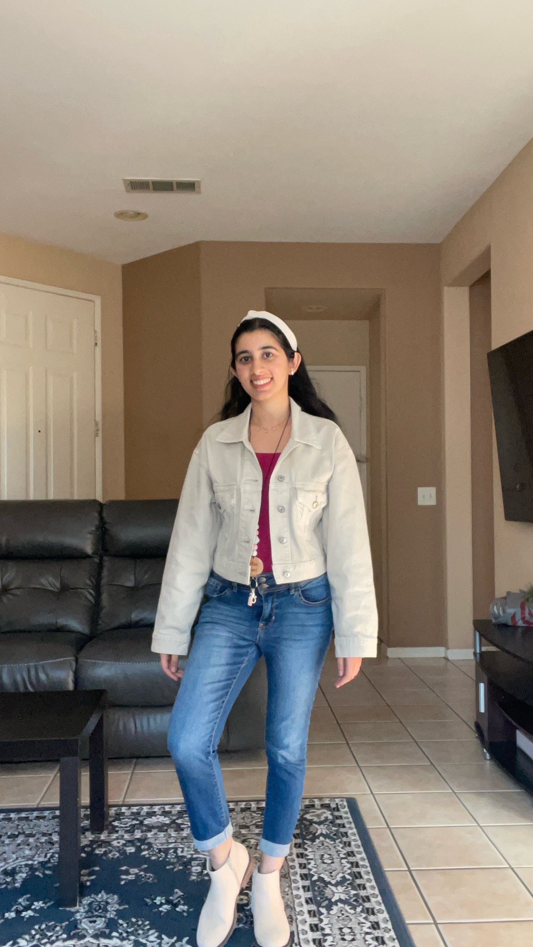 cute teacher ootd 🤍🩷 loved how my white denim jacket matched with my headband and boots! ☺️

My jacket here is from Abercrombie and unfortunately is sold out. :( I linked some similar ones 🤍
