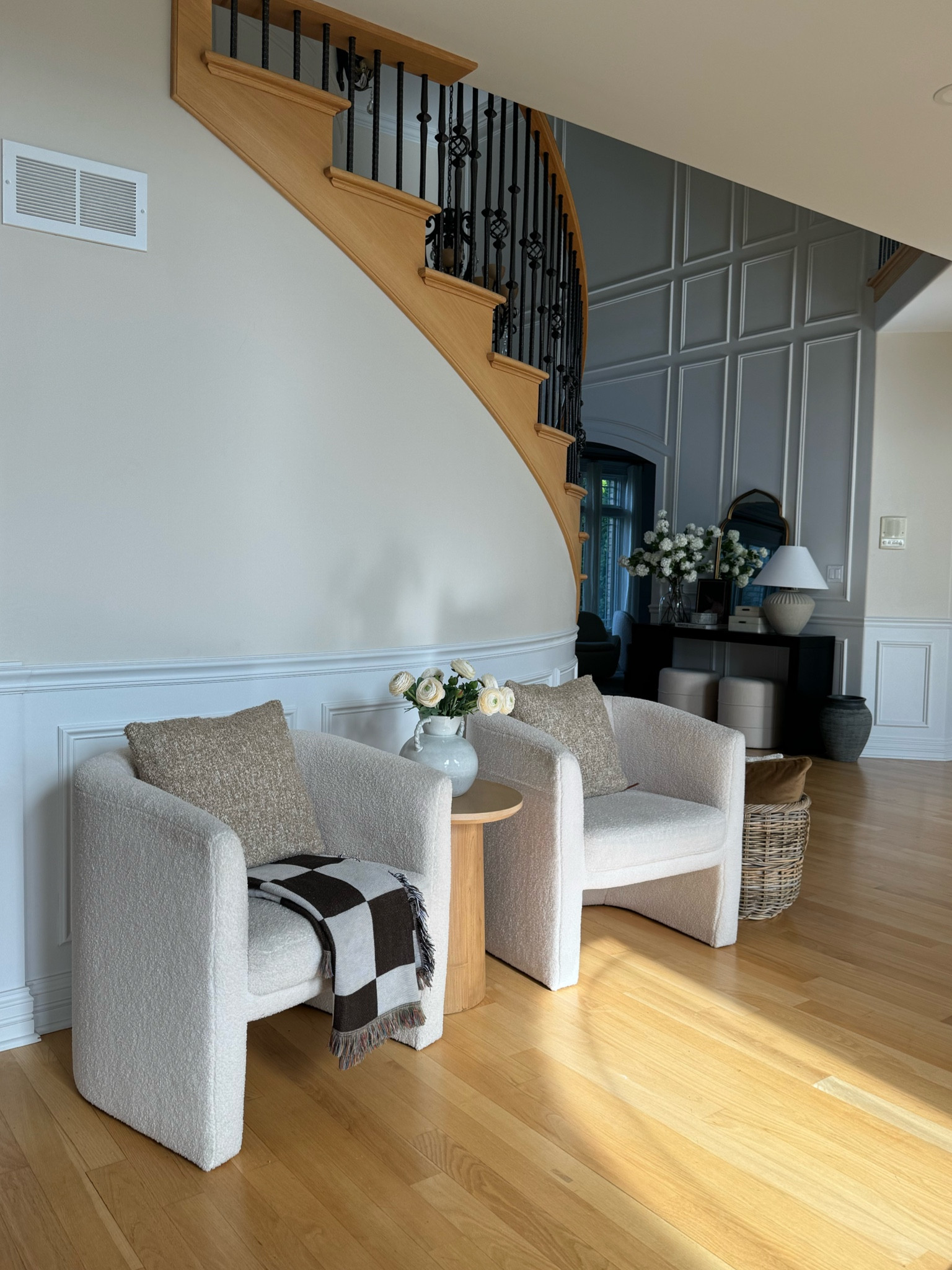 My favorite Studio McGee chairs’ 

@target #targetstyle #threshold #accentchair #target #LTKSummerSales

#LTKStyleTip #LTKSaleAlert #LTKHome