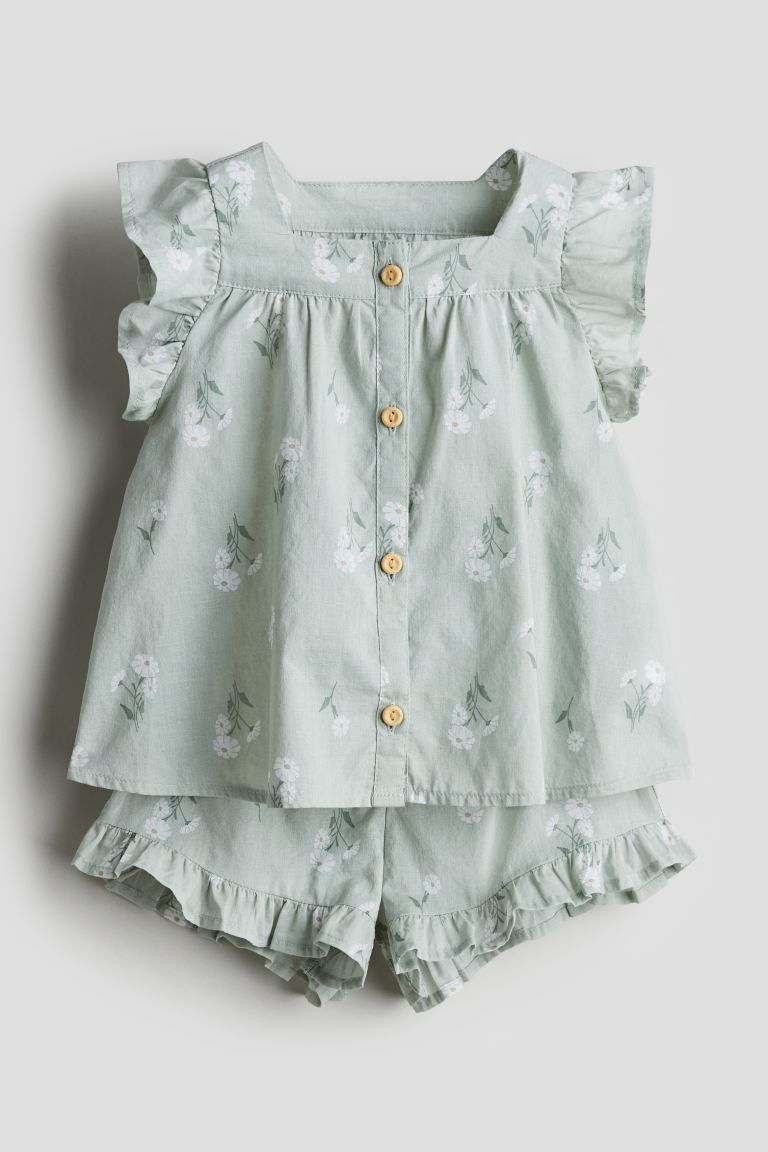 2-piece Blouse and Shorts Set - Light dusty green/floral - Kids | H&M US | H&M (US + CA)