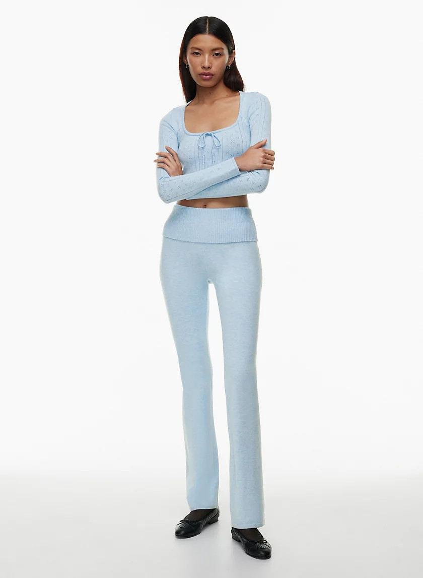 BESTHUG™ APPLE LONGSLEEVE | Aritzia