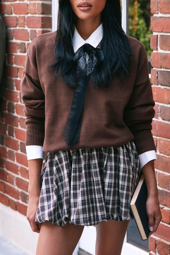 Quinee Brown V-Neckline Oversized Sweater | Lulus