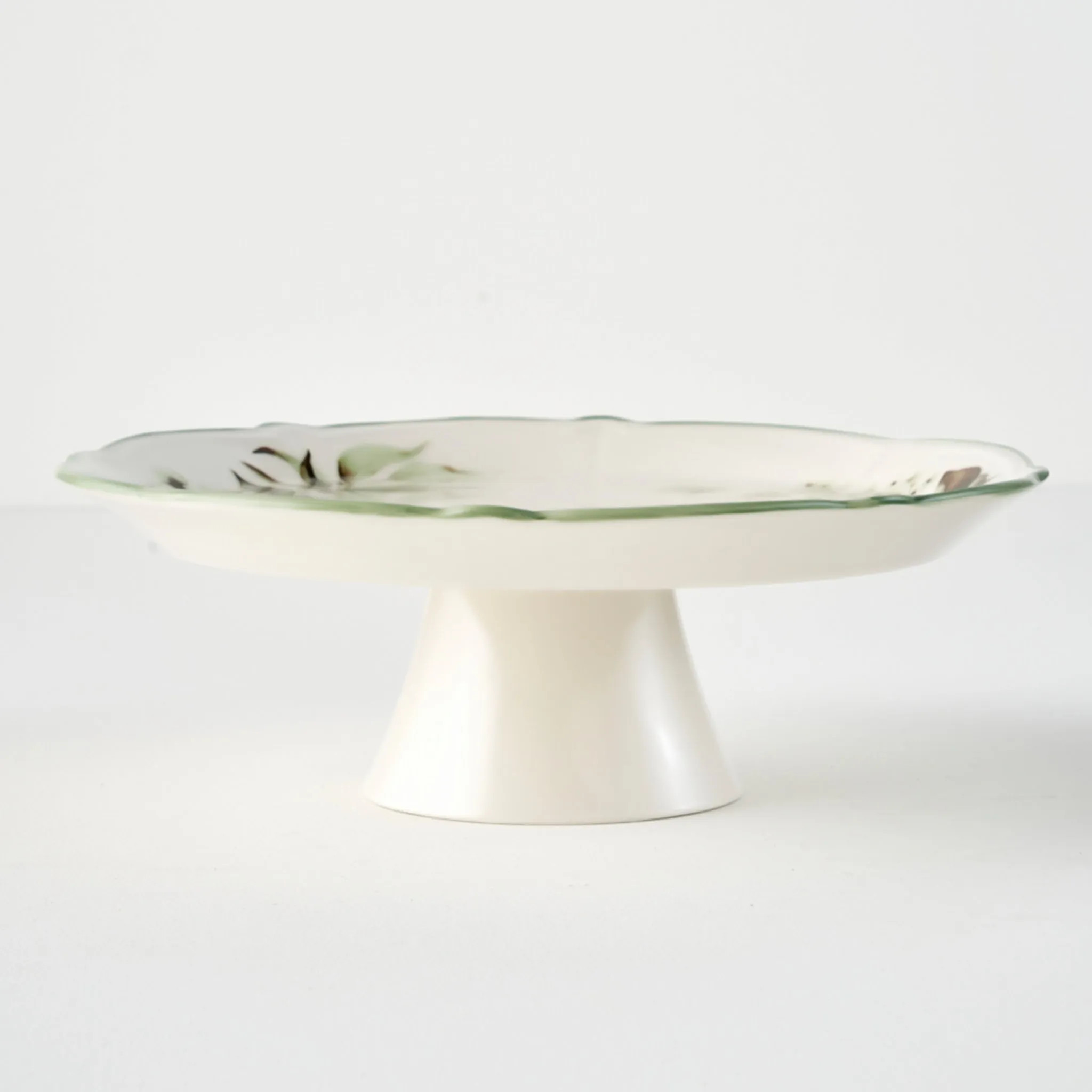 Julia Stoneware Cake Stand | Bella Maison USA