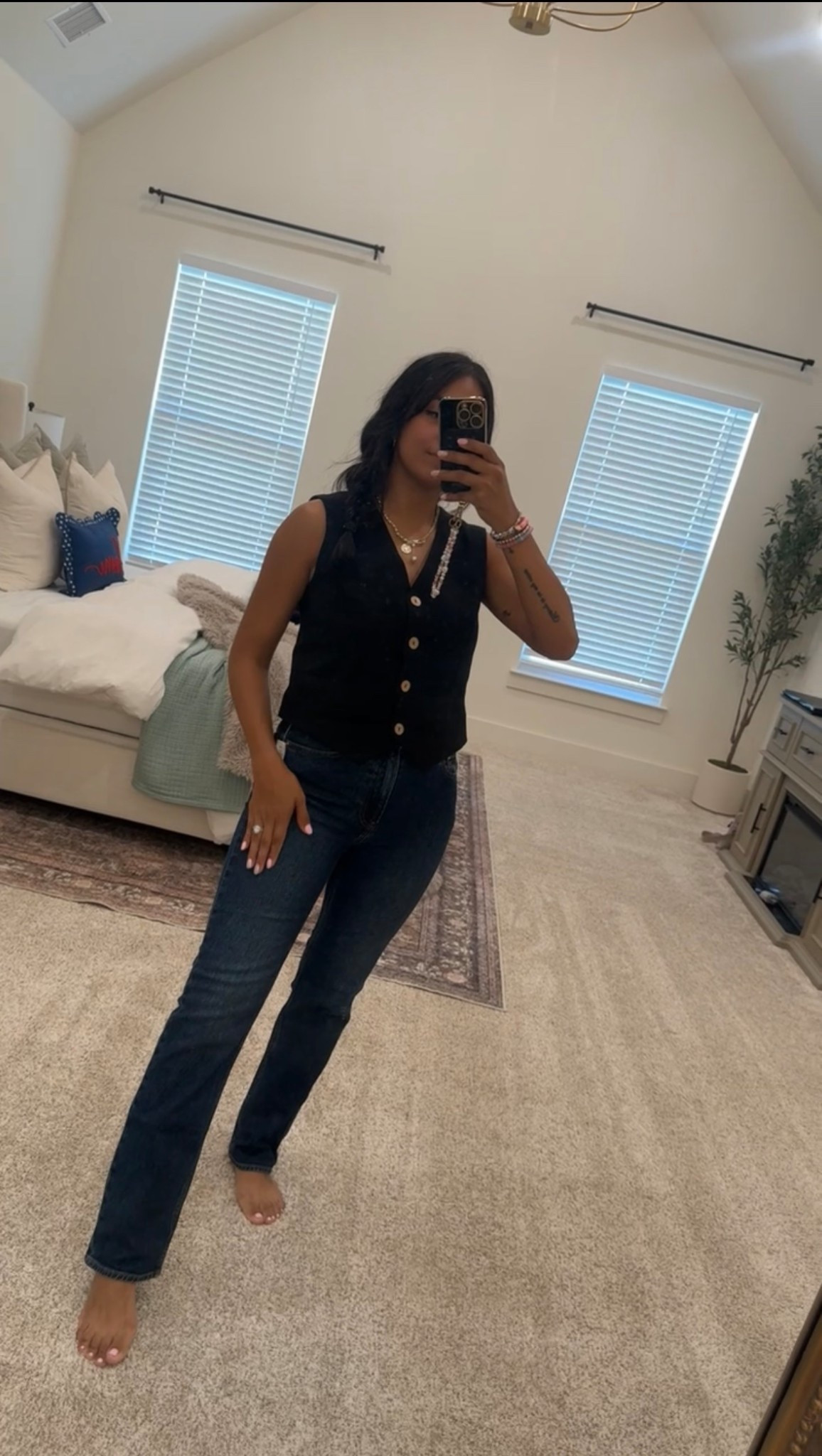 The perfect Gap Jean for everyone! 
Mom jeans 👏🏽

#LTKFindsUnder50 #LTKFindsUnder100 #LTKStyleTip