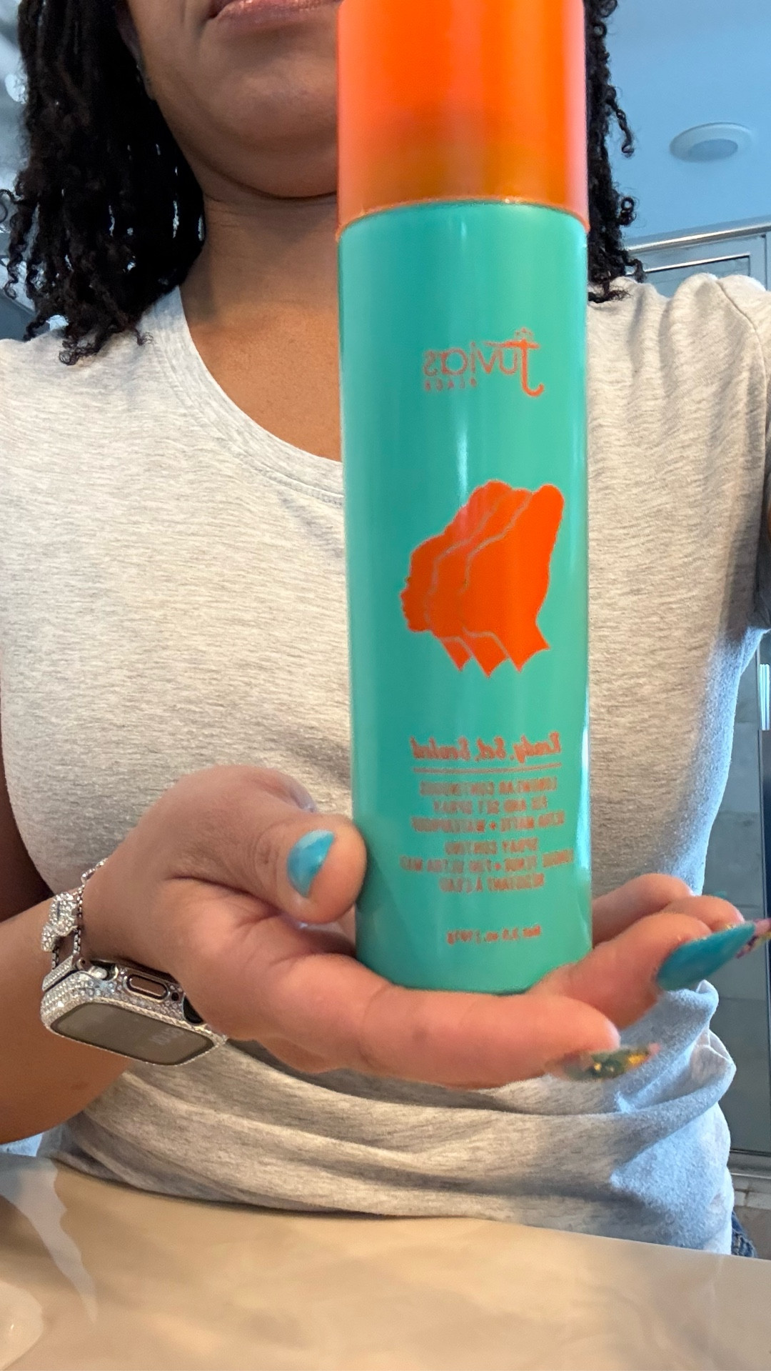 Juvia’s Place didn't come to play! 

Ready, Set, Sealed! I wore this spray for several hours before creating this post. And believe me, it's worth the hype‼️@juviasplace created a heaven-sent gem. 💎

This oily lady in the past would only be oil-free for a few hours at most. Well, with this spray, it has been 10 hours so far, and I'm as dry as a bad pound cake. 🤣 It's not only known for its mattifying capability, but it's waterproof, sweatproof, and smudge-free. I can give a hug without fear of leaving my face on someones top. 😊


Oh, did I mention it was created with green tea extract and is suitable for all skin types, and has no unpleasant fragrance?! Can you say we have a winner! 

#sponsored #juviasplace #settingspray #juviassettingspray

#LTKBeauty #LTKgrwm #LTKstorytime