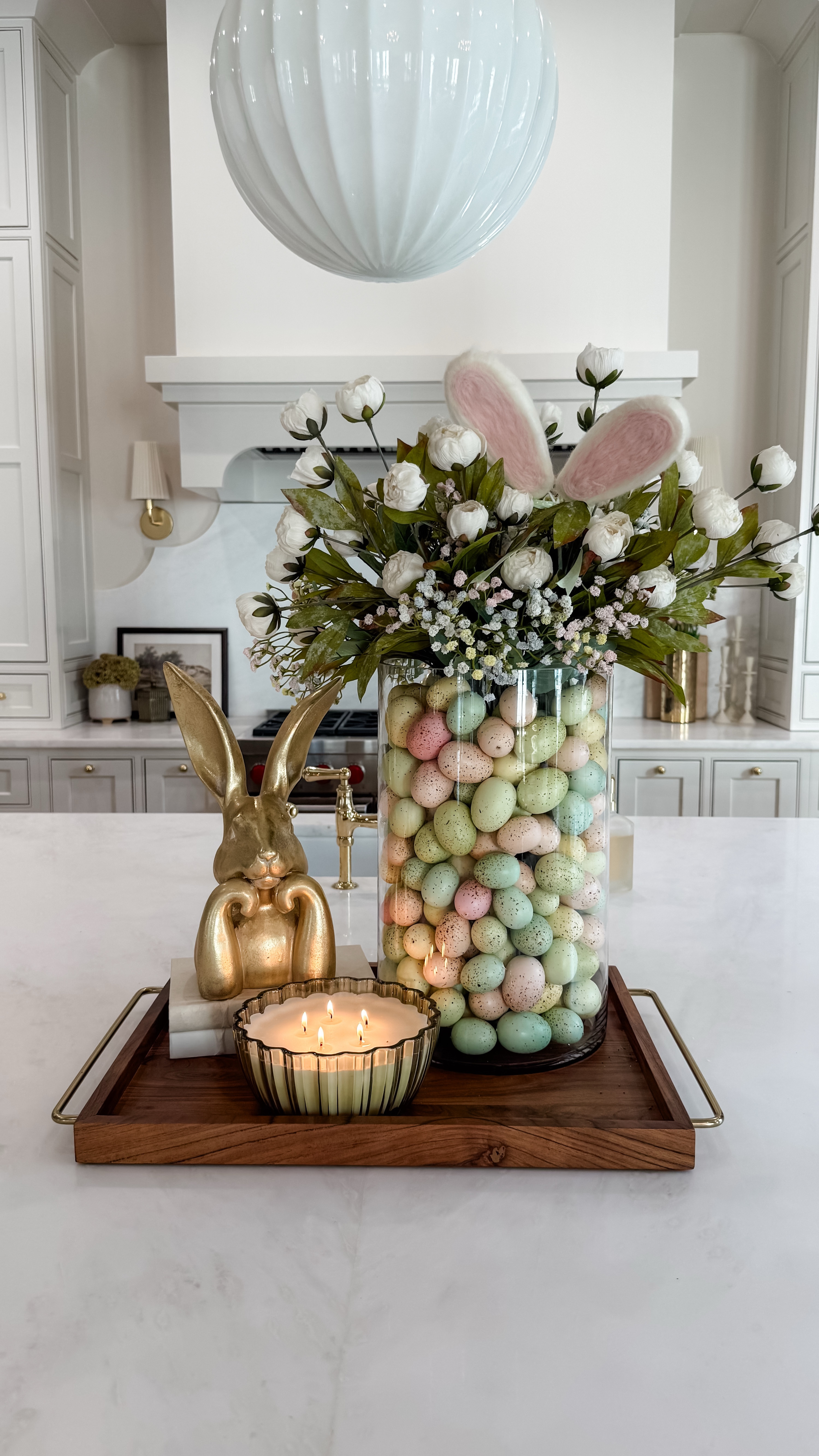 Egg vase centerpiece 

#LTKHome #LTKSeasonal #LTKWatchNow