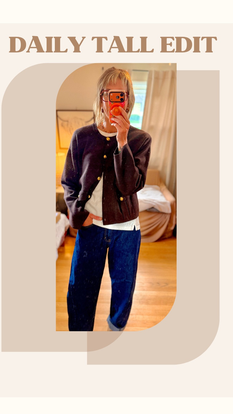 I might’ve just jinxed myself… but Old Navy outerwear has always been good to me 👀
And this oversized utility jacket?
Yeah… it’s a good one.
• workwear / field jacket vibe (still trending)
• double closure (zip + buttons = actually functional)
• bungee waist so you can wear it loose or cinched
It’s one of those easy throw-on pieces that makes your outfit look finished without overthinking it.
Fit details:
I’m 6’3” (36” inseam)
Almost 39
Usually a Medium Tall at Old Navy
Grabbed a Small → more fitted
Would also do a Medium for a true oversized look
Sleeve length ✔️
If you’re tall and always hunting for jackets that actually fit… this is worth a try.
Comment “SHOP” and I’ll send you the link + my favorite outerwear pieces right now.



#LTKTall #LTKWorkwear #LTKMidsize