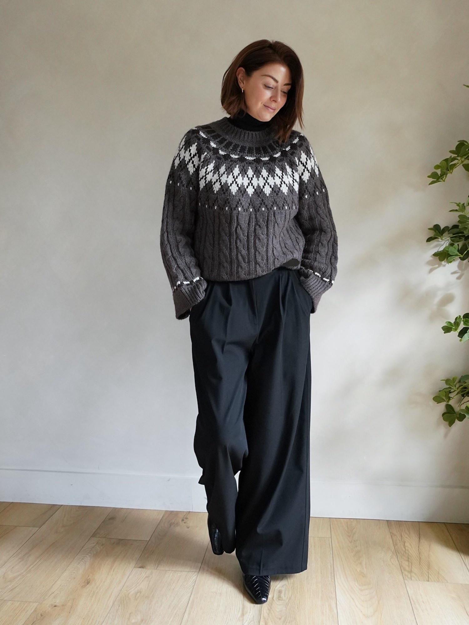 AD with @marksandspencer
A fair isle jumper is perfect for Winter and also for Christmas. No novelty slogans or patterns, just a chic piece of knitwear that’s seasonally appropriate and easy to integrate into your wardrobe for day to day or as work wear.

#LTKstyletip #LTKuk #LTKwinter