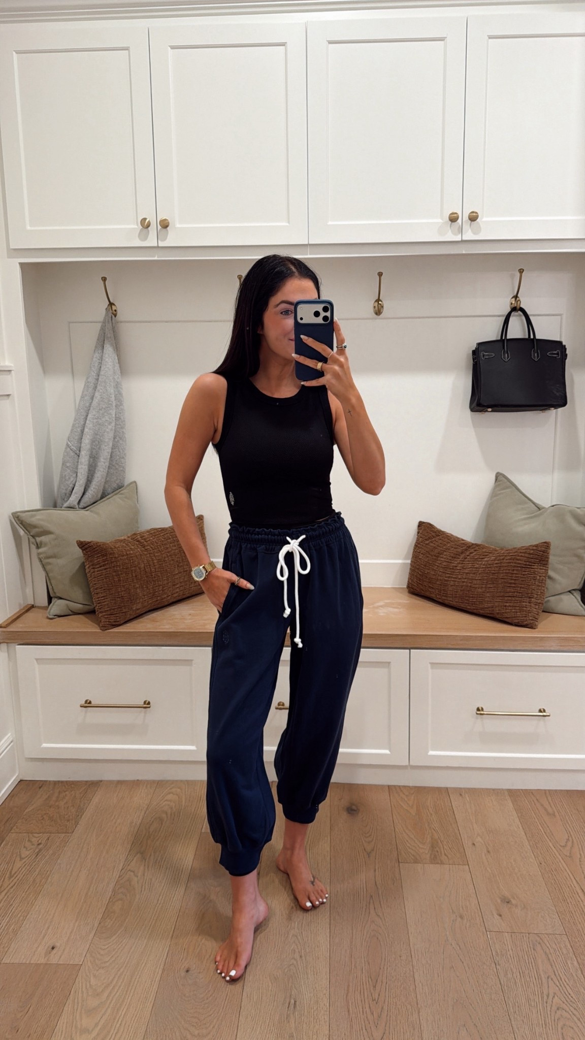 Always love a good FP Movement find! This is the Free Throw Muscle Tank in a Small and the Flutter Cropped Joggers in a Small. #FPMovementPartner 