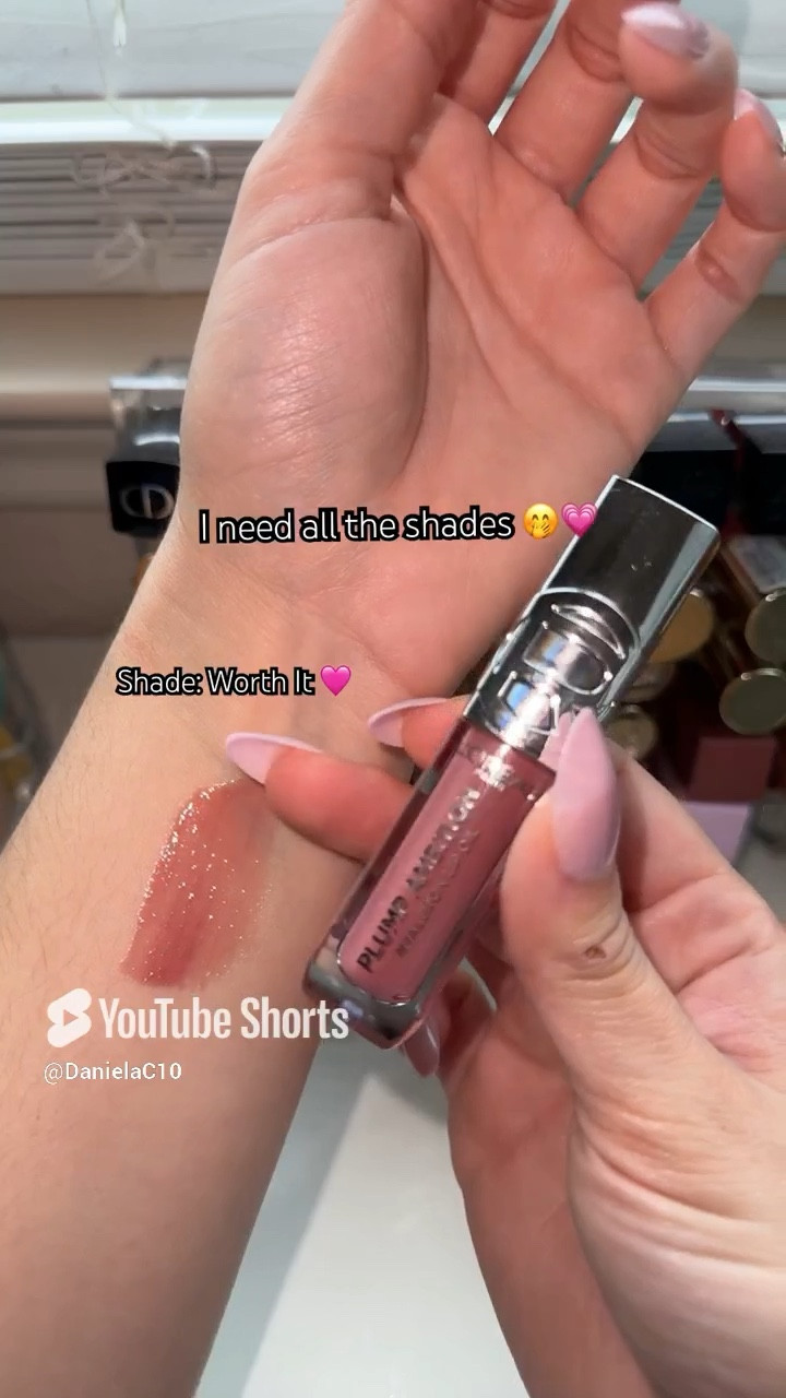 Absolutely love the new L’Oréal plump ambition lip oil! So hydrating and glossy and gives a little plump! 

#LTKBeauty