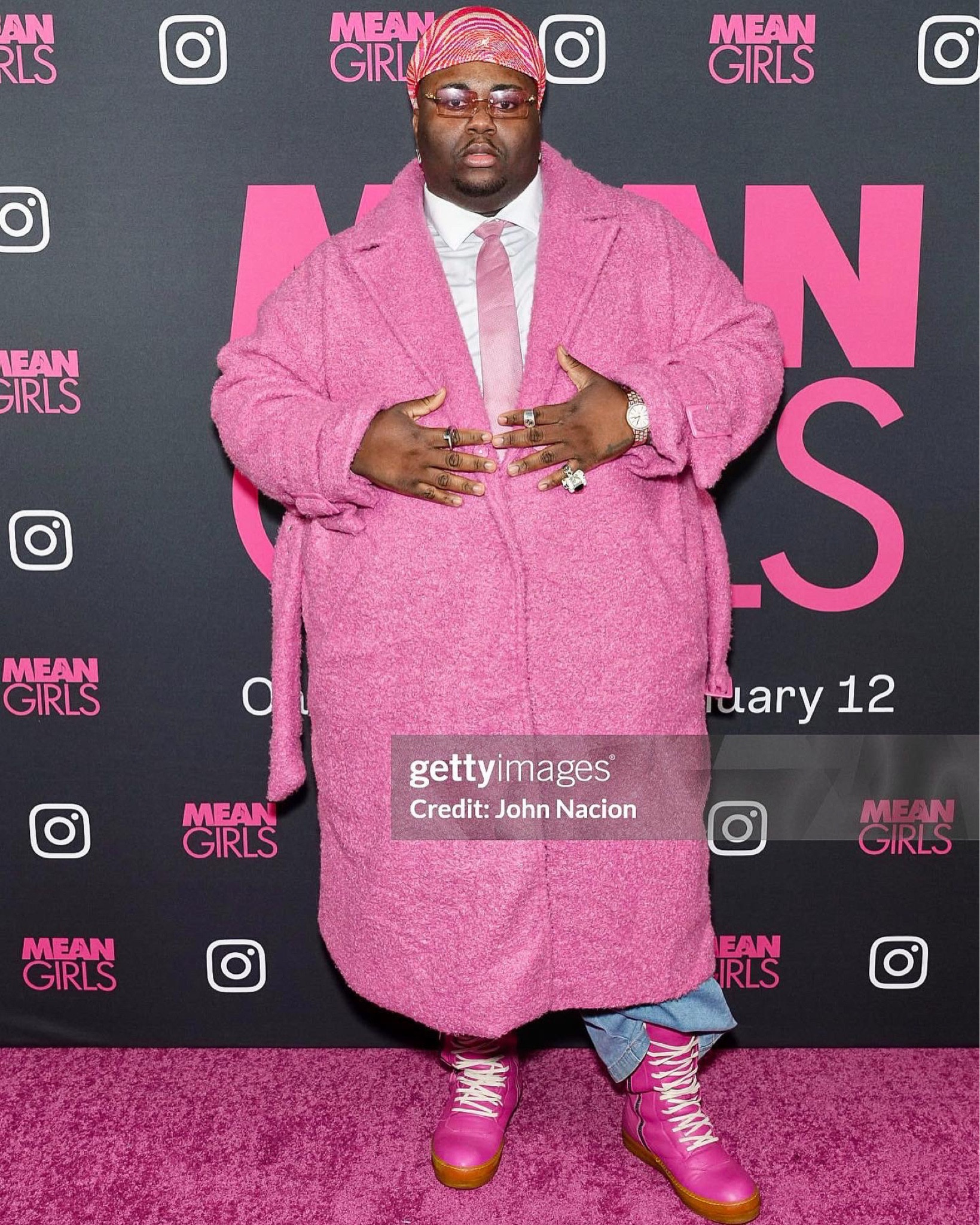 Pink for the Mean Girls Premiere 💗 I love the winter simply for my Coat Collection 🧥

#LTKstyletip #LTKplussize #LTKmens