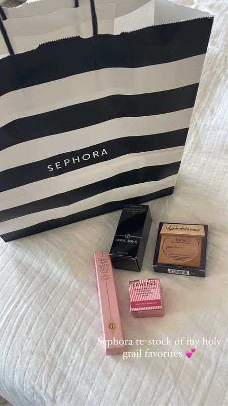 Summer Beauty Must Haves from Sephora

Lawless Lip Mask, Beauty Products, Summer Makeup, Bronzer, Glowy Foundation for Summer

#LTKBeauty #LTKFindsUnder50 #LTKStyleTip