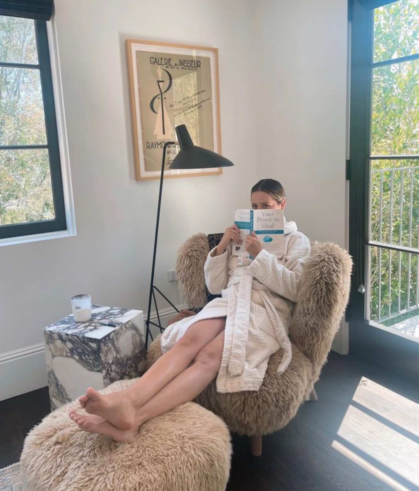 Ashley tisdale home luxury home decor celebrity style accent chair reading chair self help book


Daniaustin
Livingmybeststyle
Laurabeverlin

#LTKhome