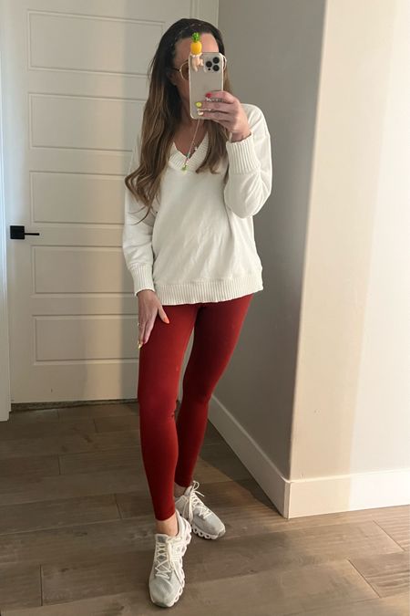 The Lululemon leggings I got on sale came in and I love them. This color is 🚨❤️🙌🏻 It’s color Cayenne I’m wearing the size 4 and they’re only $59 (Reg $118). 

#LTKsalealert #LTKFind #LTKSeasonal