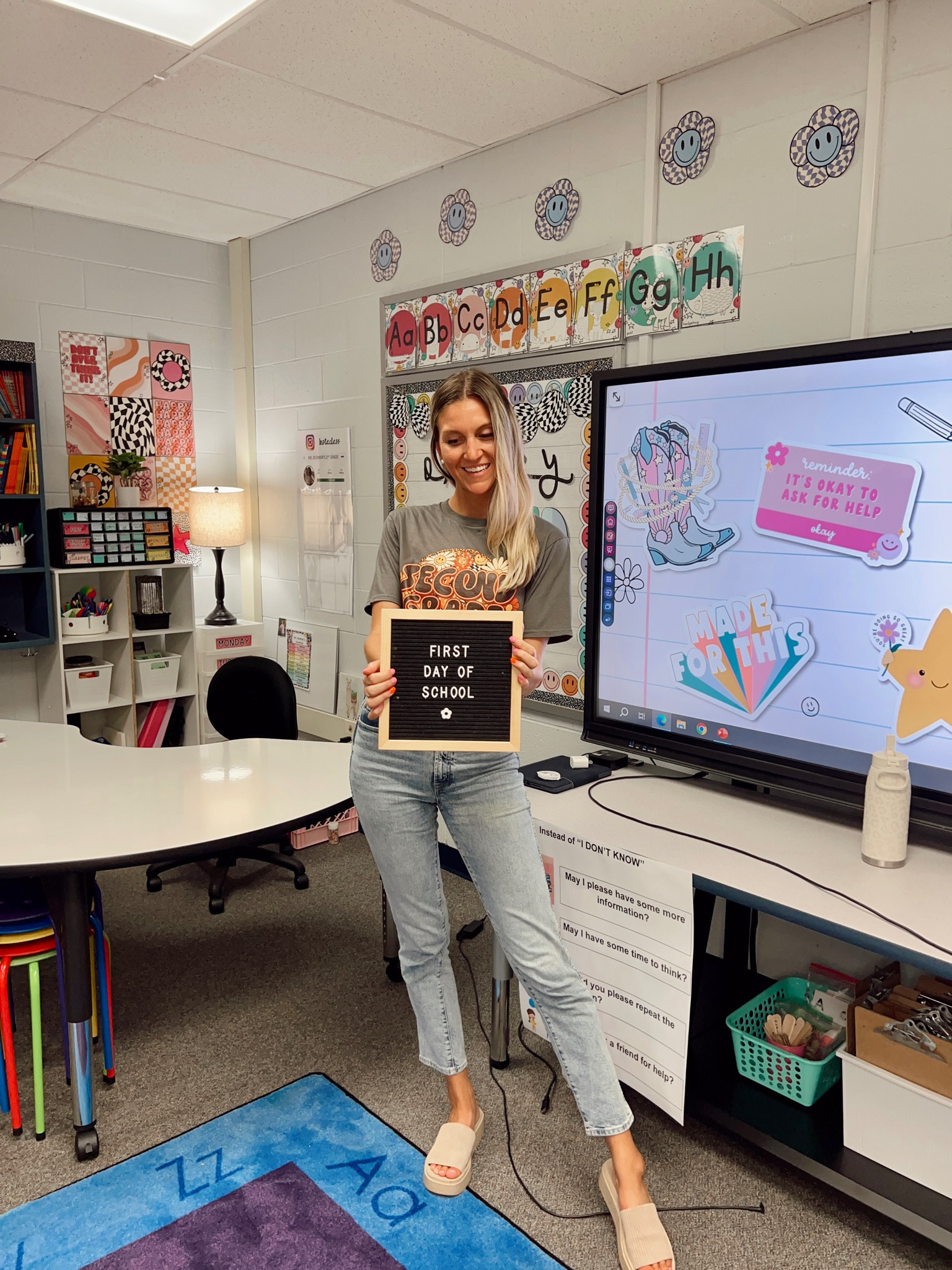 teacher outfit / classroom decor / teacher tee

Rachael Burnett classroom decor pack!

#LTKBacktoSchool