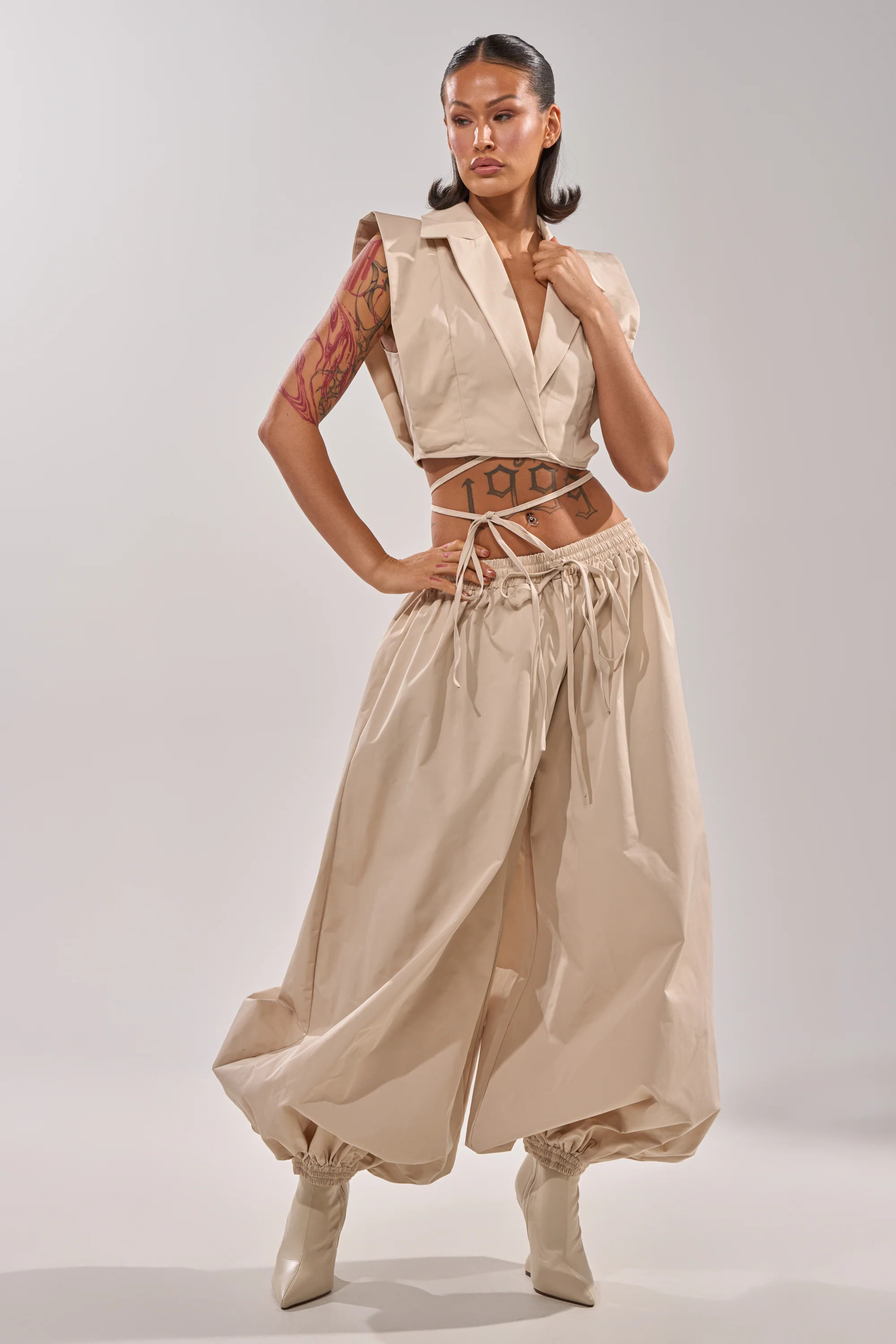 GUESS WHO BALLOON PANT | AKIRA