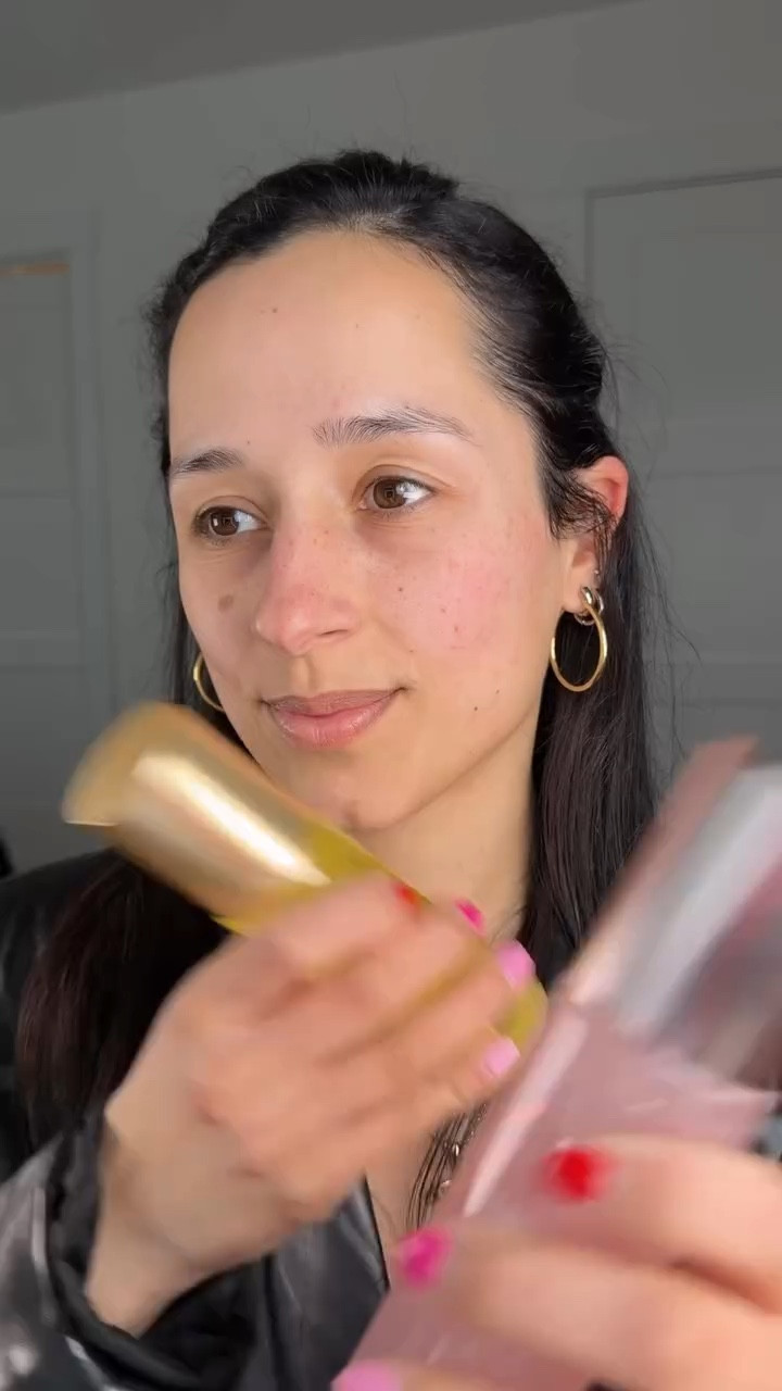 PDRN Jelly Mist Duo ✨ 

@medicube_global_official 

#medicubeskincare #pdrn #medicube #kojicacid #medicube