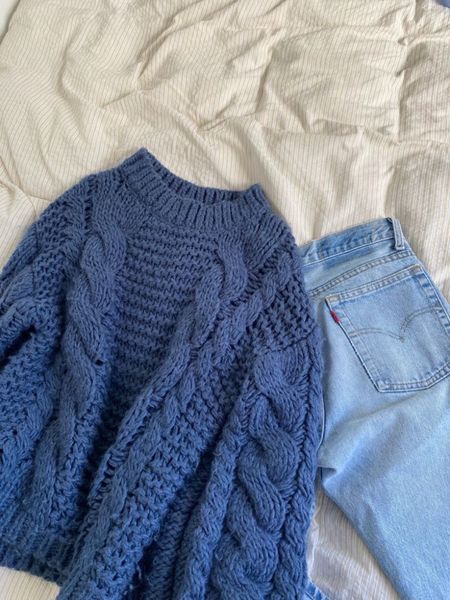 Oversized sweater + Levi jeans combo
Drop shoulder
Cable knit design
Unlined 

Perfect fall outfit 

#LTKfindsunder100 #LTKSeasonal #LTKstyletip