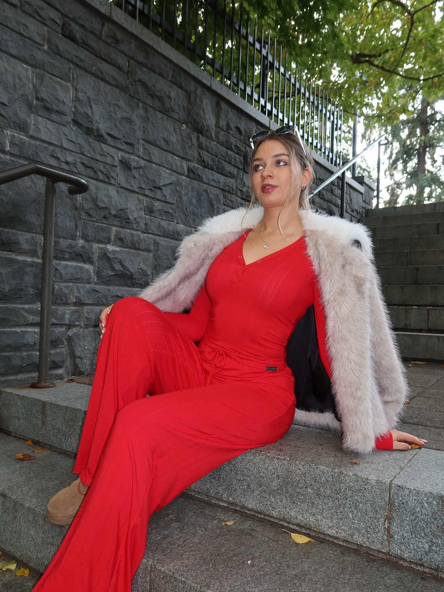 💋 This set… yeah. @savagexfenty #savagexfentyambassador