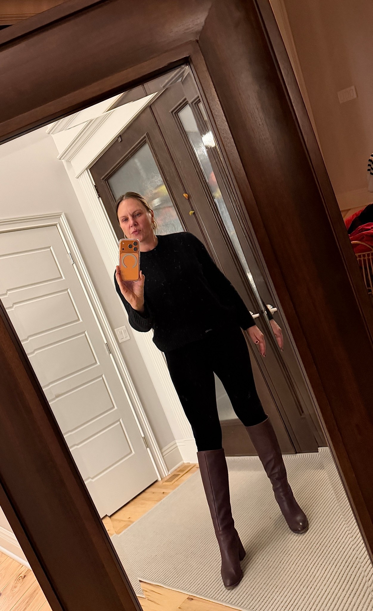 Fall outfit on repeat!! This chic and comfortable outfit is perfect for weekend brunch, shopping and running errands. Add a scarf for a chilly day or statment earrings for a day to night look!
.
#celebratesavvy


#LTKOver40 #LTKHoliday #LTKSeasonal