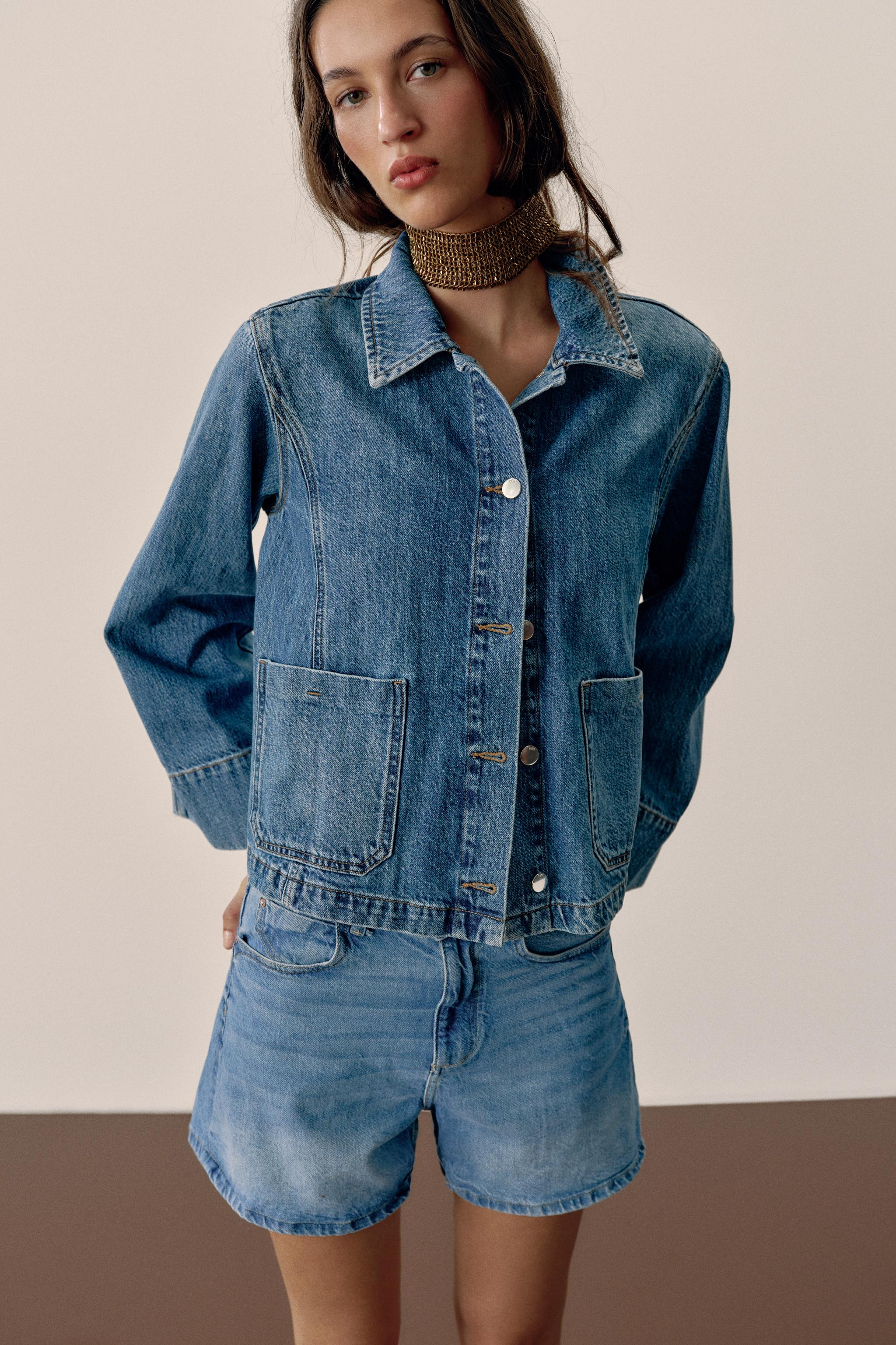 HIGH WAIST - MOM FIT - COMFORTHigh-wawaisted five-pocket shorts. Front zip and button closure. | Zara US