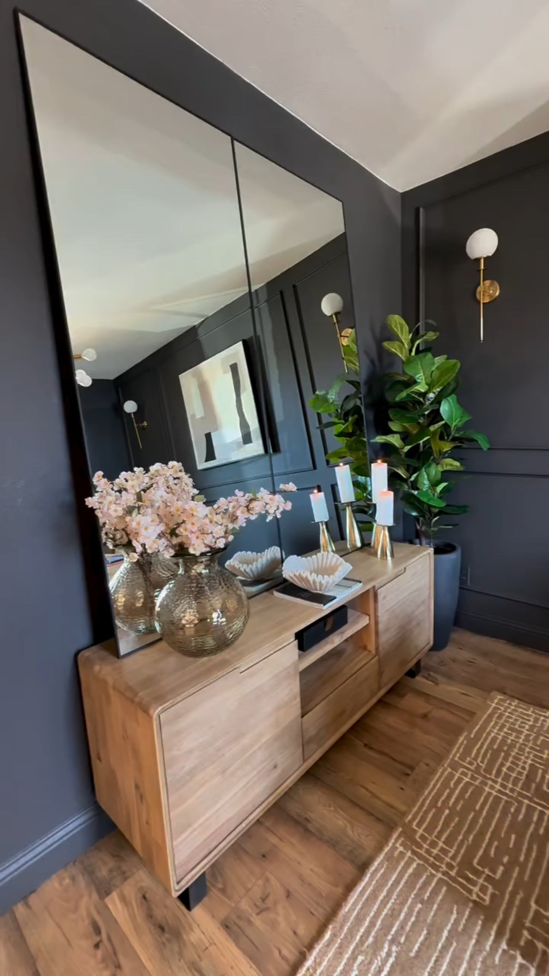 Romanticizing my office 🥰 because it’s still one of my favorite spaces that I have curated. 

Comment shop for office finds 🥰

#officedesign #officedecor #homedecor #homeoffice #homemaker #homedesign #neutraldecor #organicmoderndecor #homesweethome