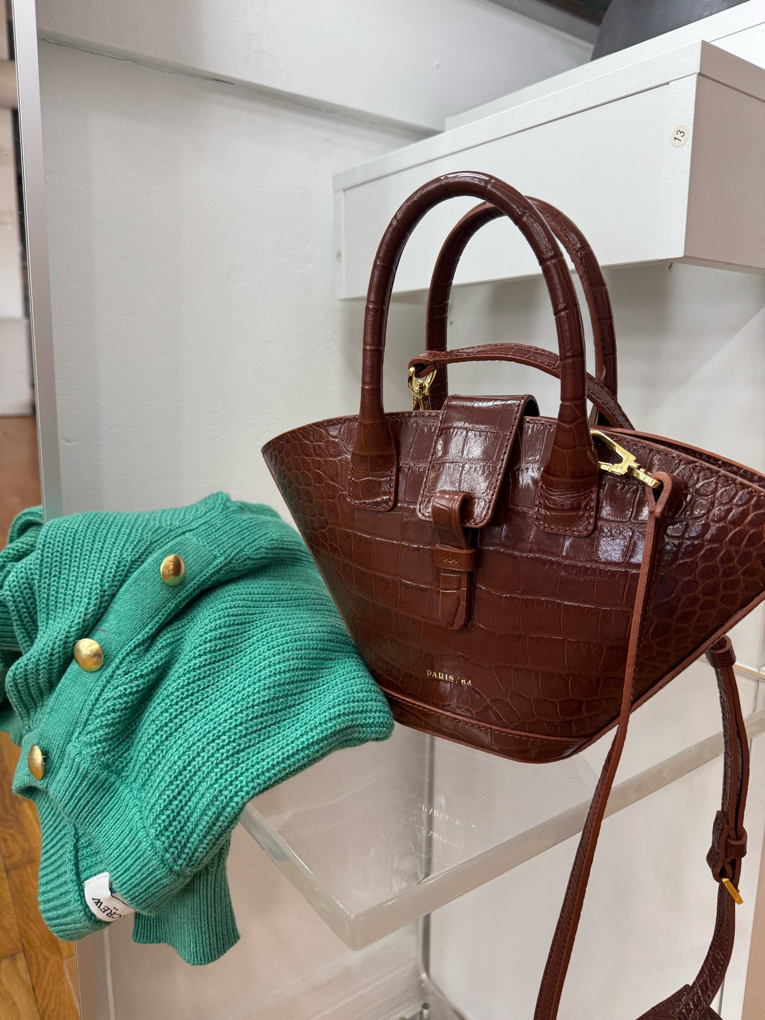 Sweater and handbag details 

#LTKItBag #LTKStyleTip