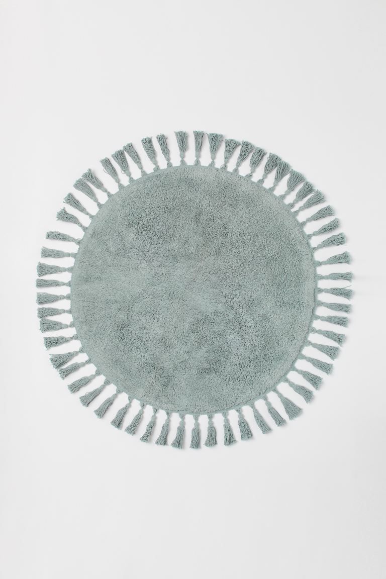 Round Tasseled Bath Mat | H&M (US)