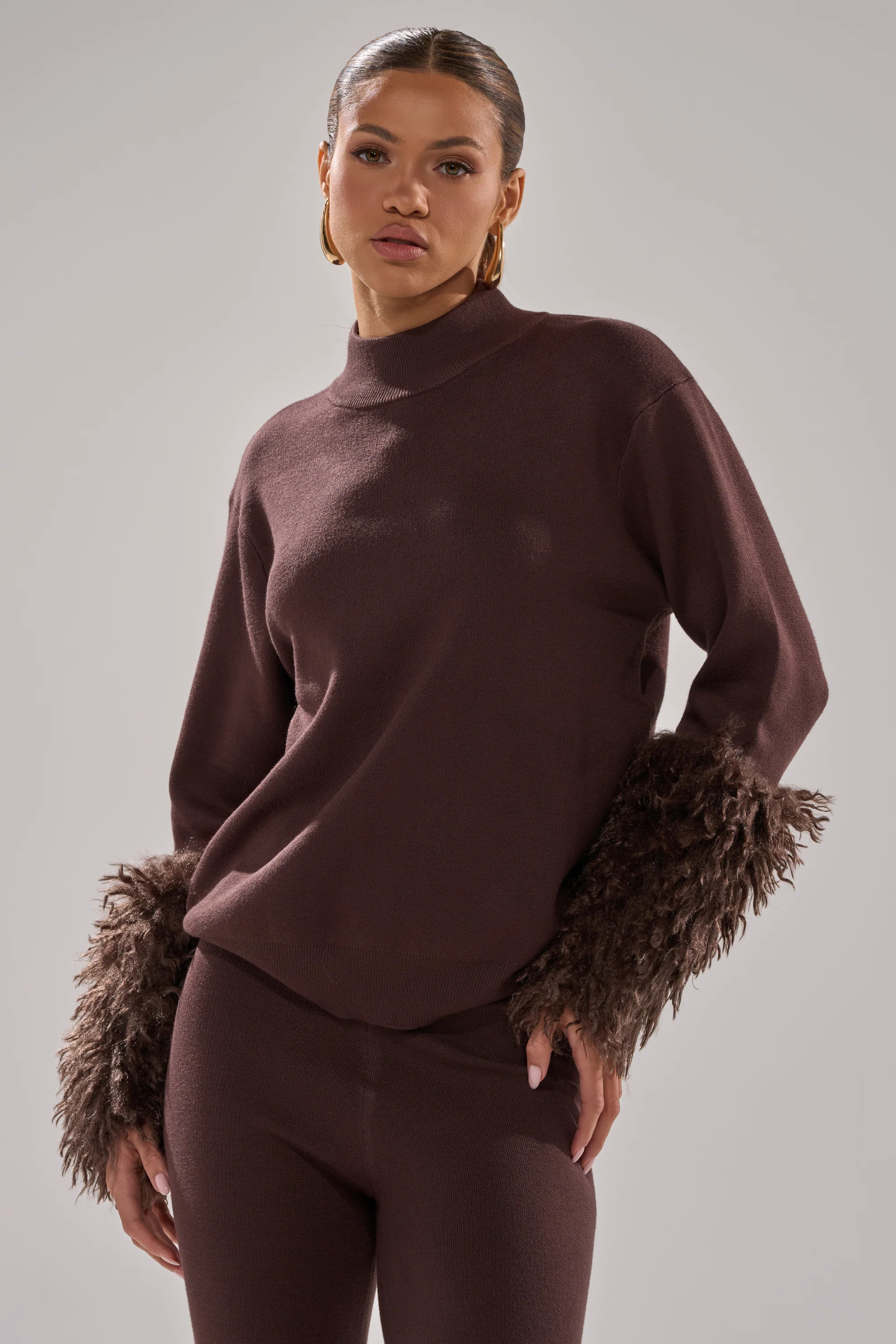 COZY VIBES SWEATER WITH FUR CUFF IN BROWN | AKIRA