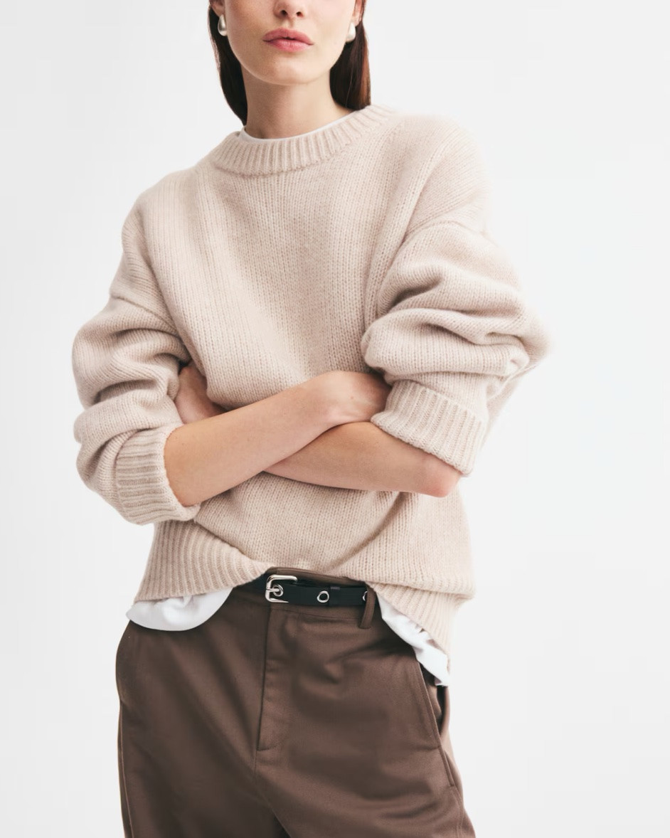 Beige chunky wool crew neck sweater

#LTKSeasonal