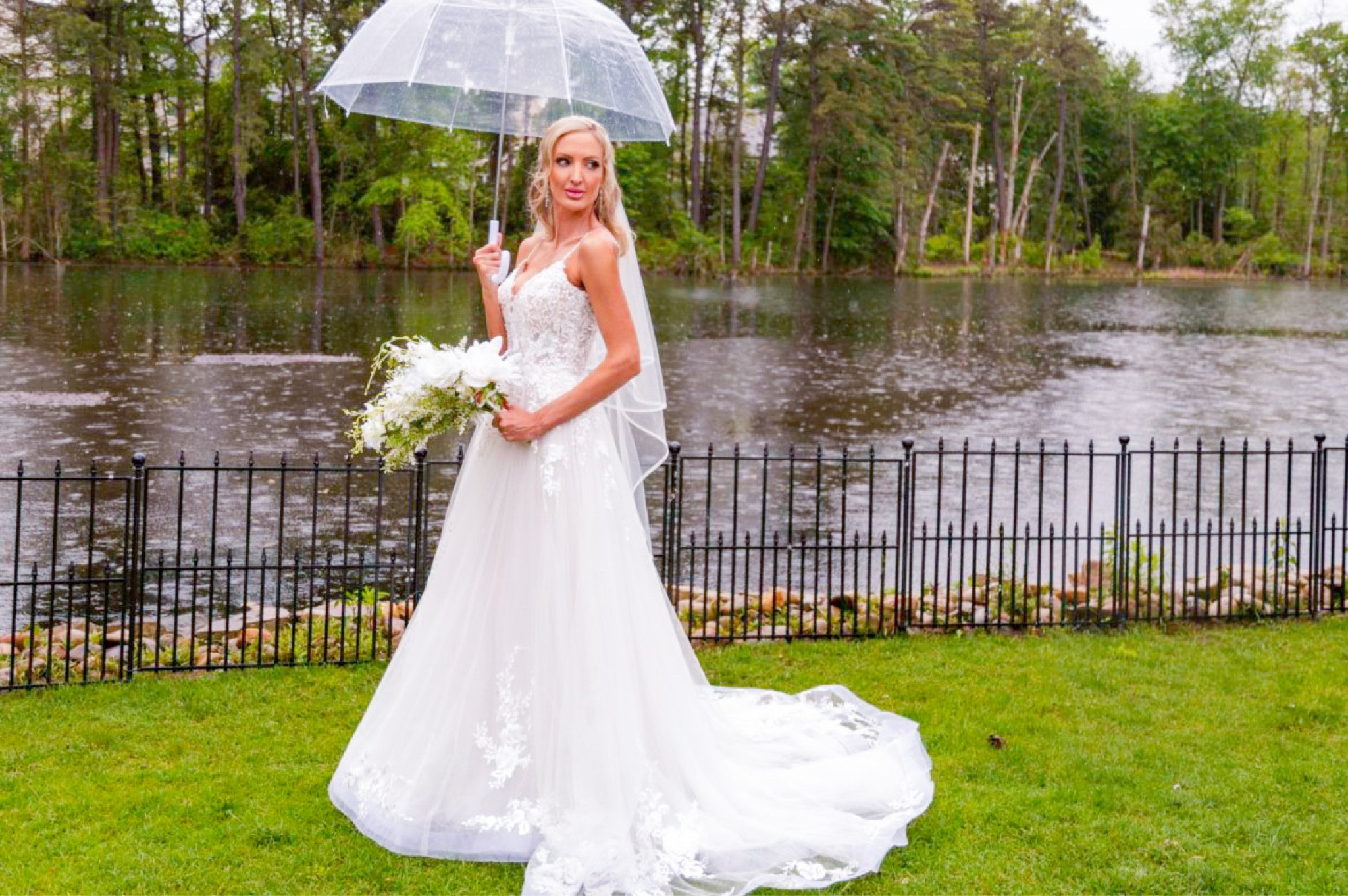 Clear umbrellas for outdoor wedding photos!


#LTKFind #LTKwedding #LTKunder100 #LTKstyletip