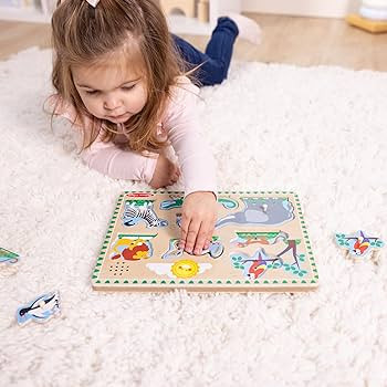 Melissa & Doug Zoo Animals Sound Puzzle - Wooden Peg Puzzle With Sound Effects (8 pcs) | Amazon (US)
