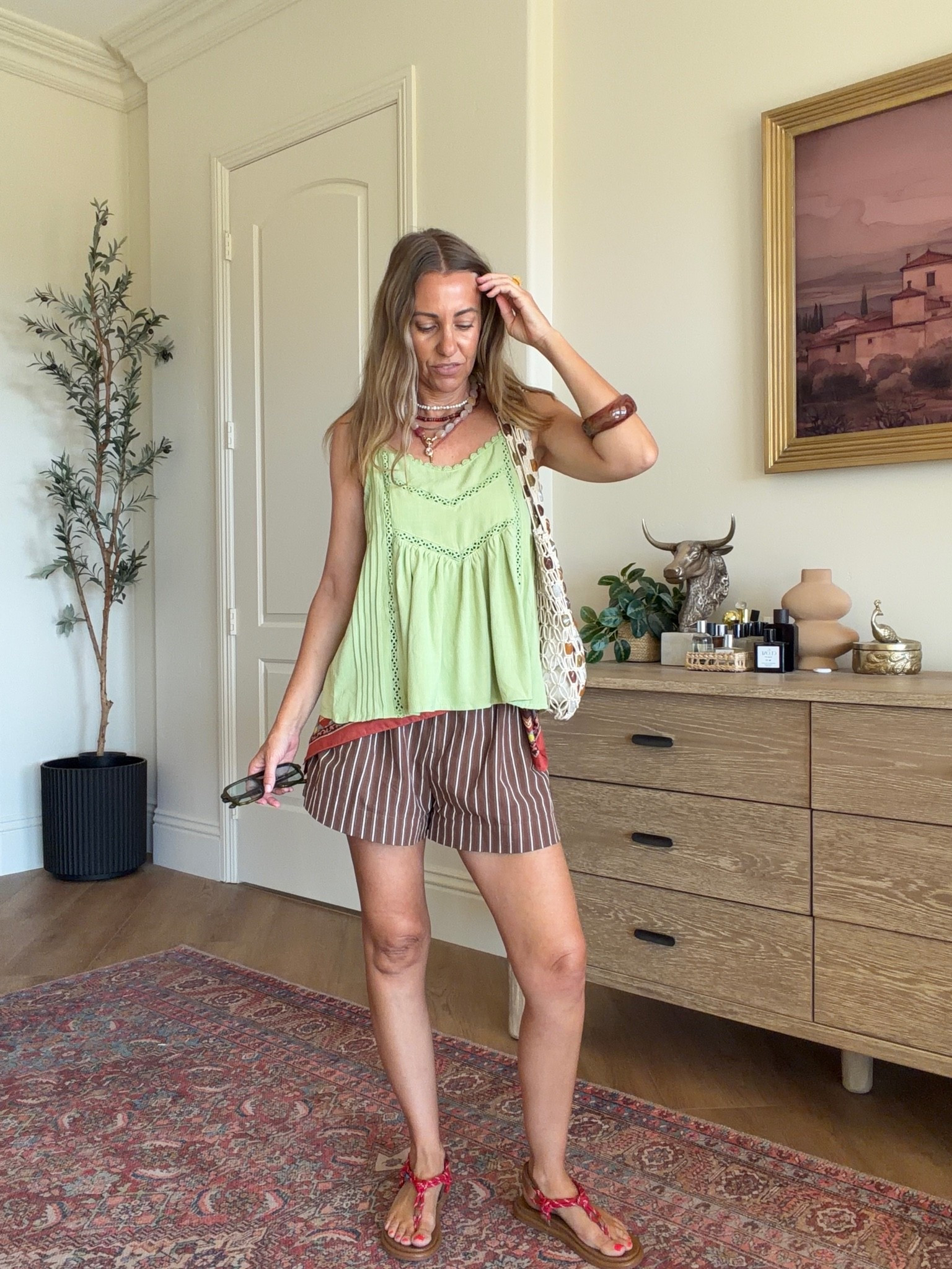 Todays outfit
Amazon top size xs
H&M shorts size xs
Amazon accessories

#LTKgrwm #LTKootd #LTKSaleAlert