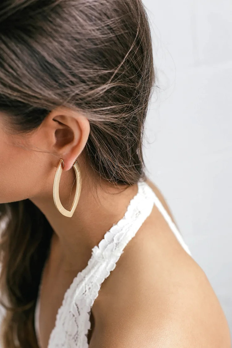Empress Gold Earrings | Lulus (US)