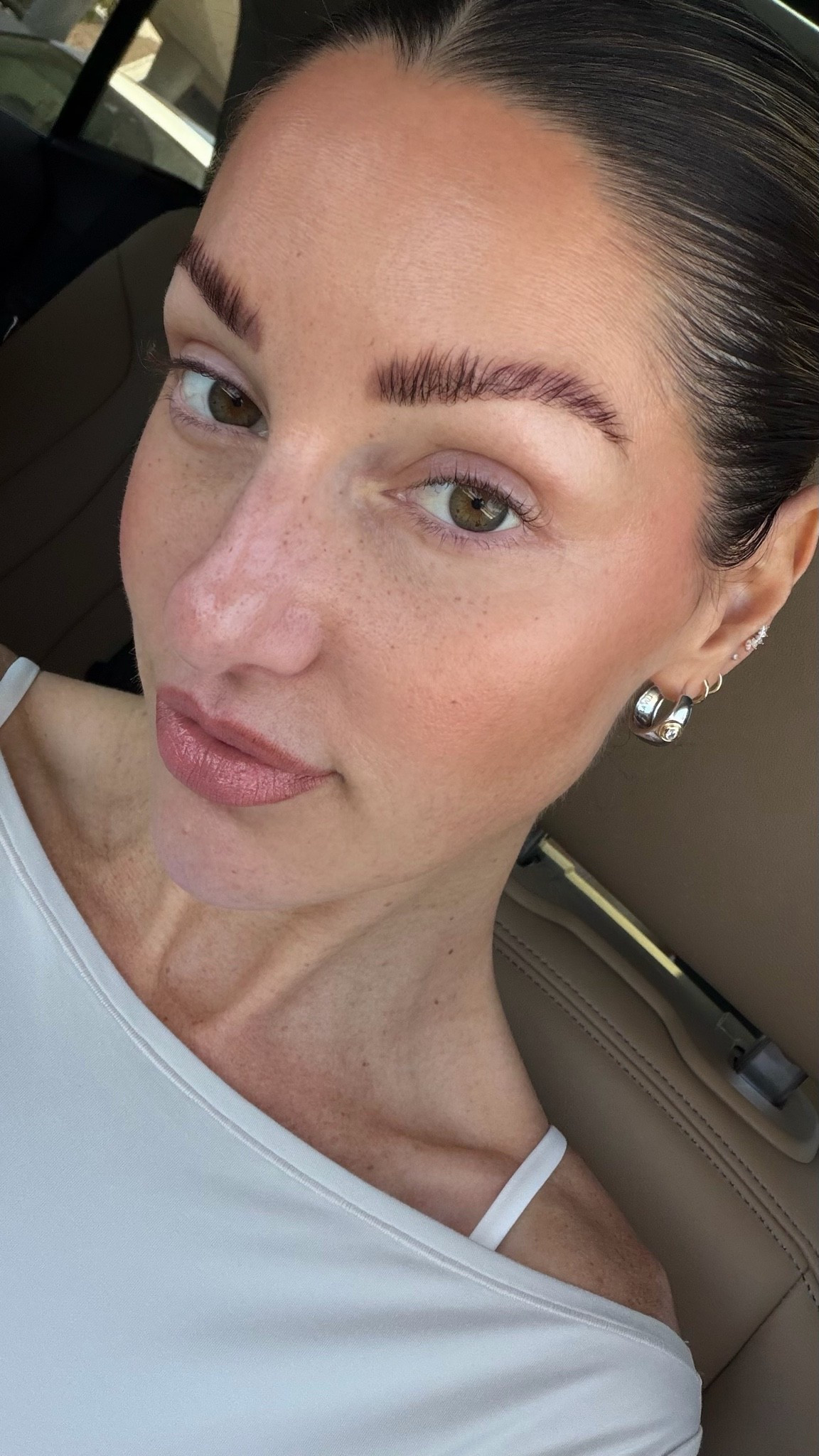 ‘no makeup’ makeup look

#LTKBeauty #LTKSeasonal #LTKgrwm