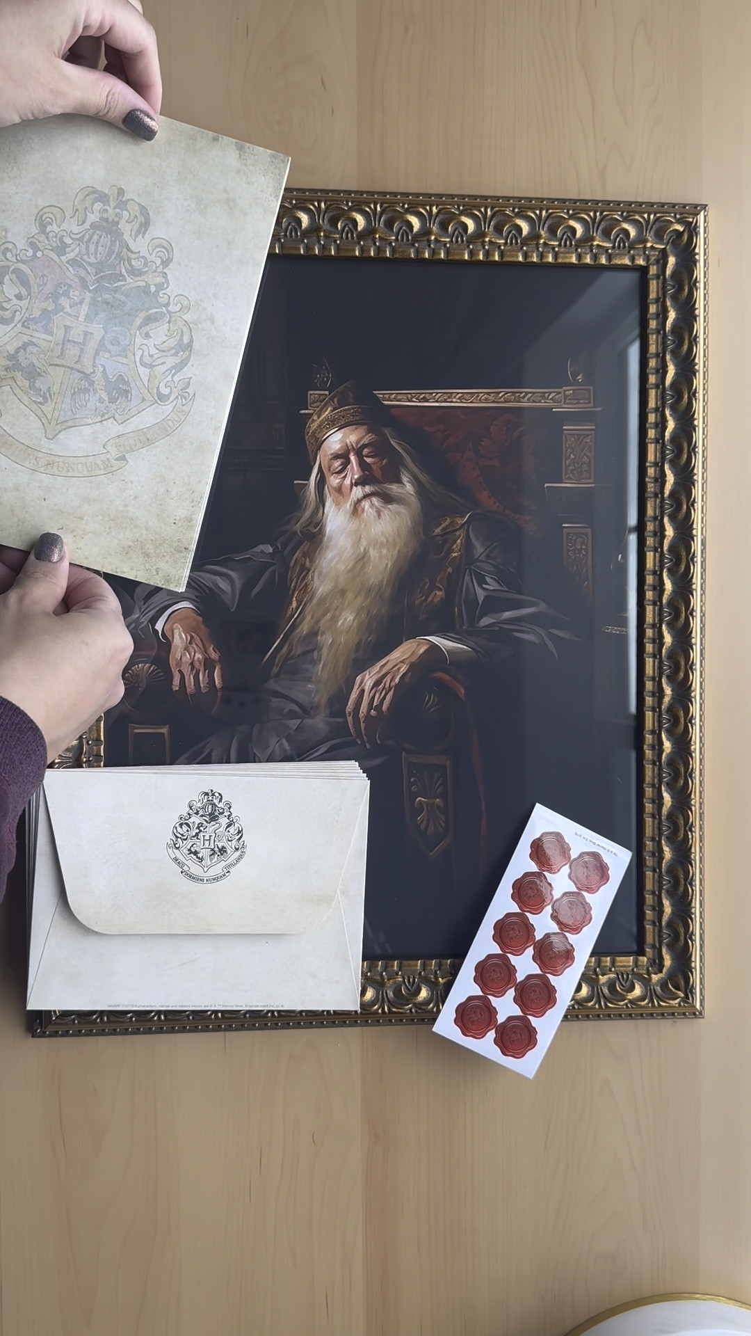 For all my Harry Potter fans! My Headmaster’s Sleeping Portrait is one of my very favorite things to hang for Halloween 🤍🖤



#LTKKids #LTKHome #LTKParties