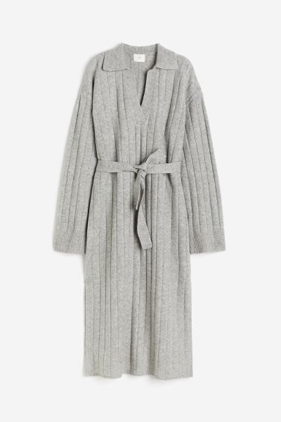 Rib-knit collared dress | H&M (UK, MY, IN, SG, PH, TW, HK)