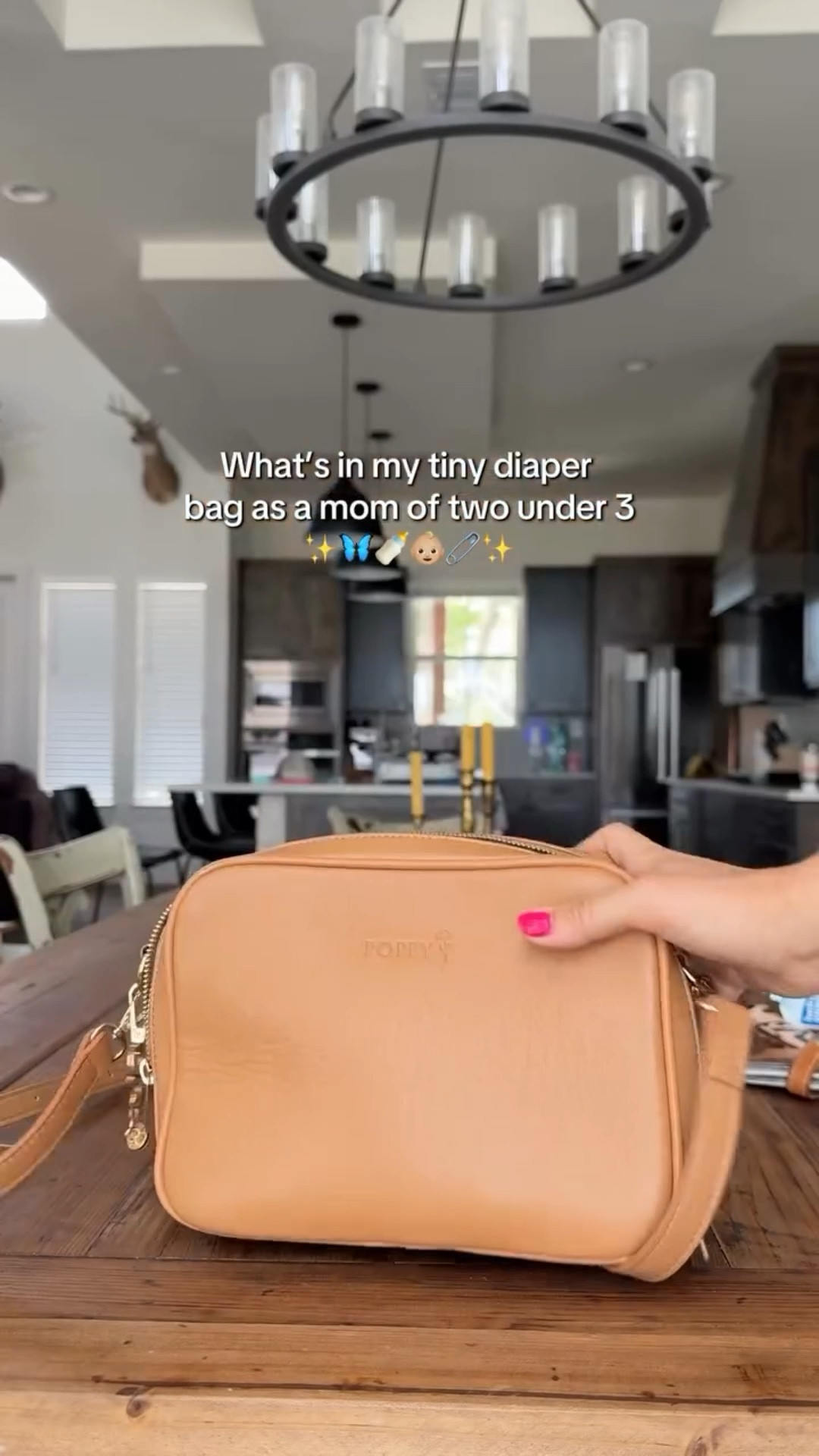 Pack my tiny crossbody diaper bag as a breastfeeding mom of two toddlers 🌼

#Mom #postpartum #babyregistry #diaperbag #diaperbags #packwithme #babymusthaves #momlife