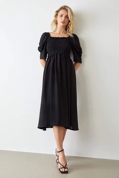Harlee Puff Sleeve Black Midi Dress | J.ING