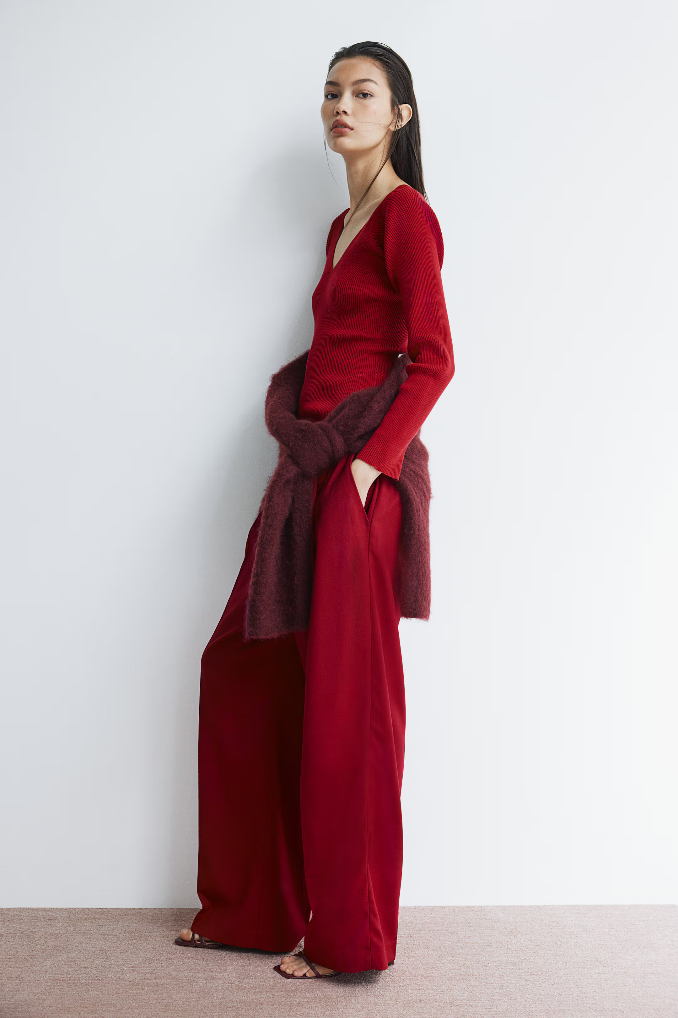 Hose mit Bügelfalten | H&M (DE, AT, CH, NL, FI)