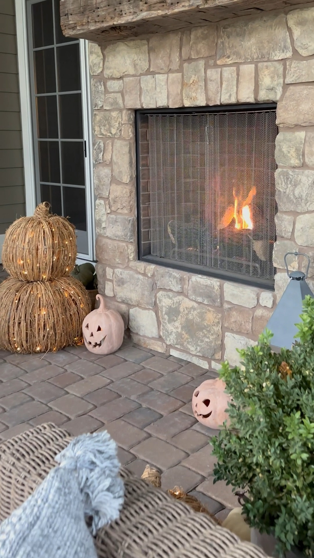 Handmade Jack O’Lanterns are back!  

Outdoor patio
Front Porch
Outdoor living
Covered patioo

#LTKFindsUnder100 #LTKHome #LTKSeasonal