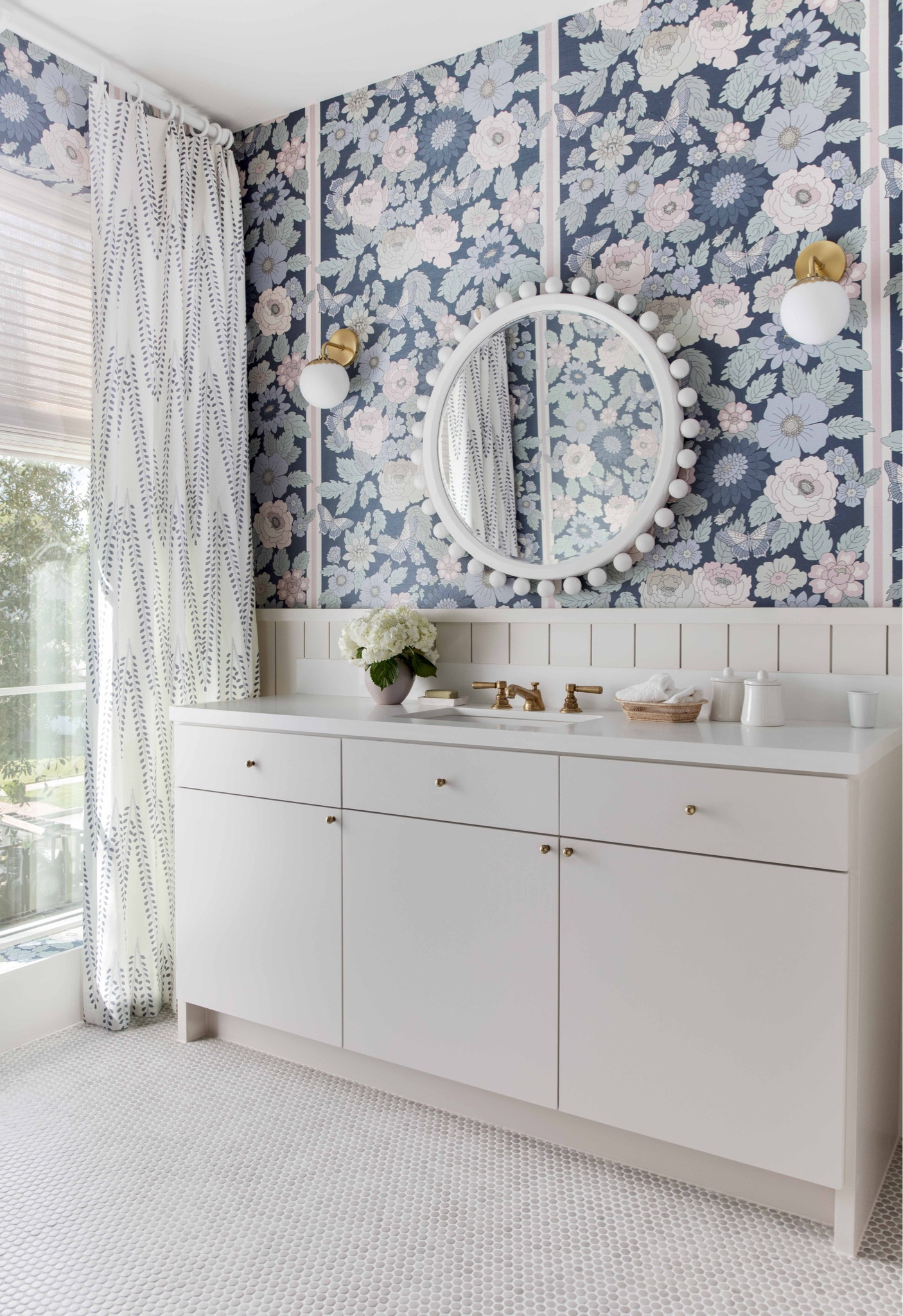 Girl’s Bathroom. Bathroom Inspiration. Bathroom Goals. Luxury Interior Design. 💗

#LTKfamily #LTKkids #LTKhome