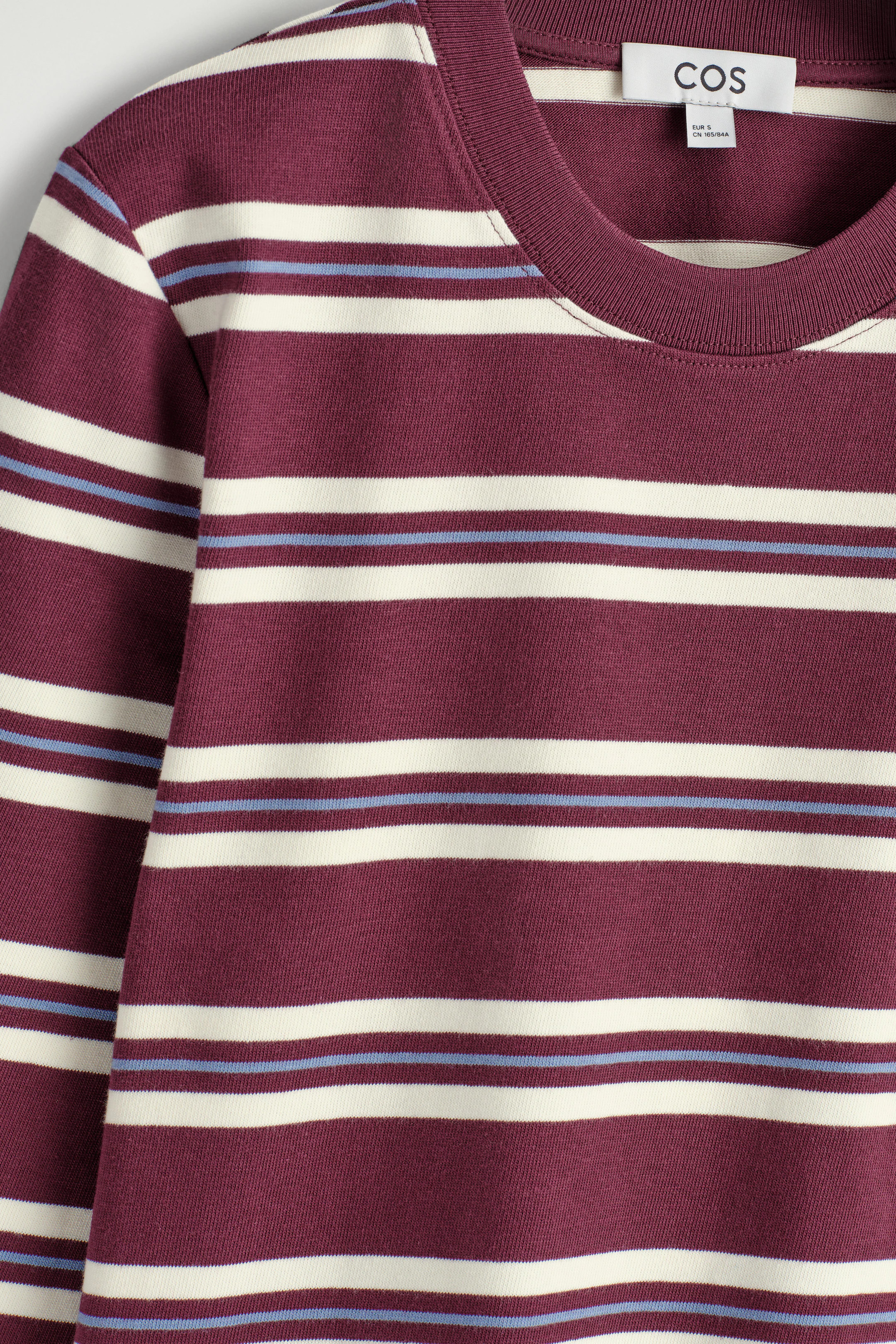 CLEAN CUT LONG-SLEEVED T-SHIRT - BURGUNDY / STRIPED | COS GB | COS UK