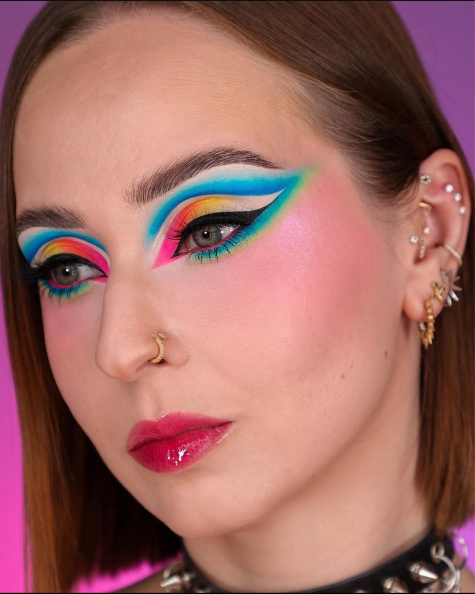 Nouvelle collection Martine Cosmetic « Neon Nitro Speed ». Video tuto sur ma chaîne Youtube 

patmcgrathlabs Rose 001 The Essence, glowrecipe Niacinamide Dew Drops, iliabeauty Bright Start Eye Cream, nyx cosmetics Base Freezie, lorealparis Fond de tent Accord Parfait, bourjoisparis Anticernes Always Fabulous, madebymitchell Blursh, lauramercier Under Eve Powder, lamer La Poudre Libre, Ihcosmetics Infinity Bronzer, toofaced Blush Cloud Crush, martinecosmetics Neon Nitro Speed Face Palette, nyxcosmetics The Brow Glue, nyxcosmetics Lift & Snatch, martinecosmetics Palette Neon Nitro Speed, hudabeauty Lip Blush

#LTKeurope #LTKbeauty