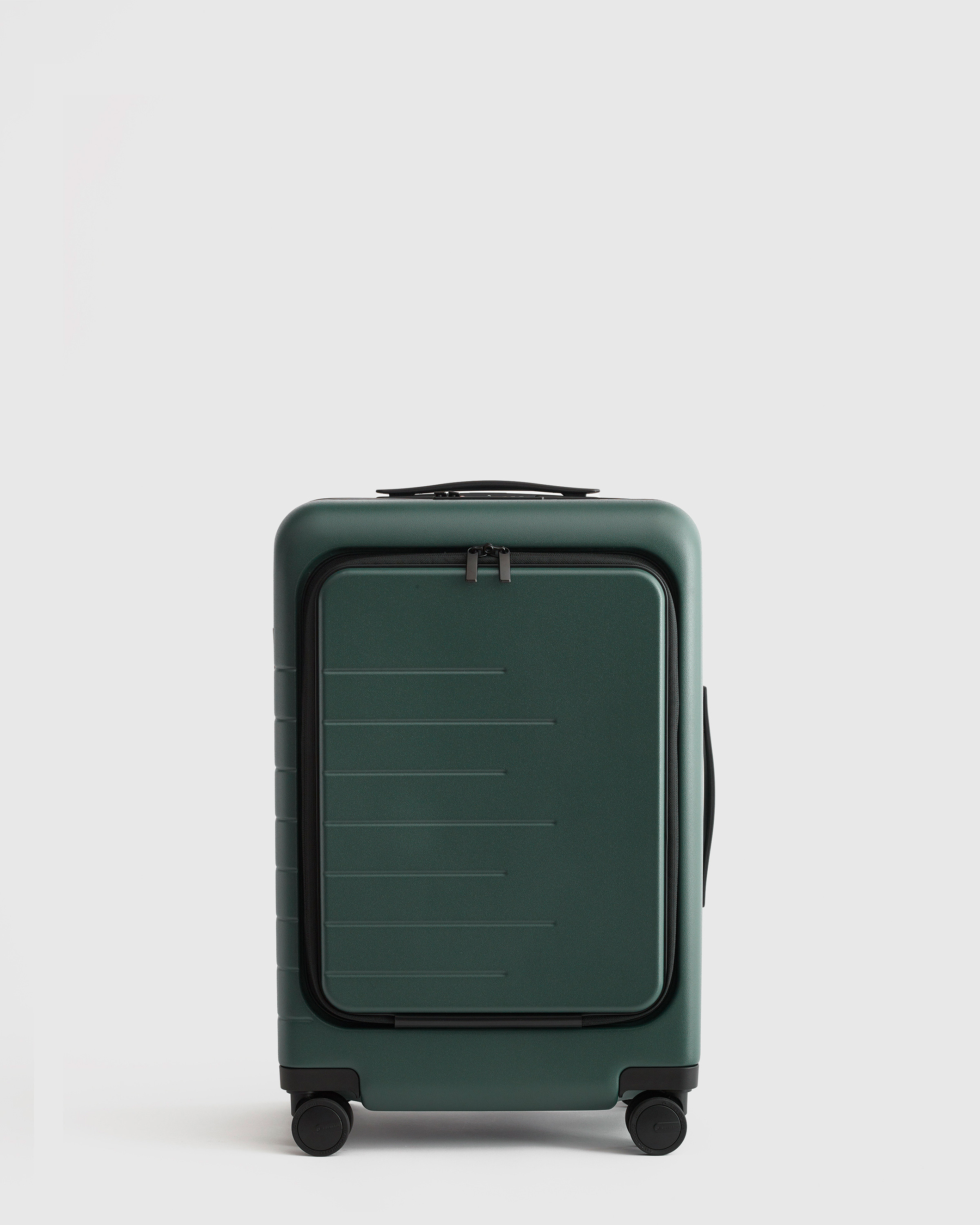 Quince | Front Pocket Hard Shell Carry-On Suitcase 20"" in Dark Green, Polycarbonte | Quince